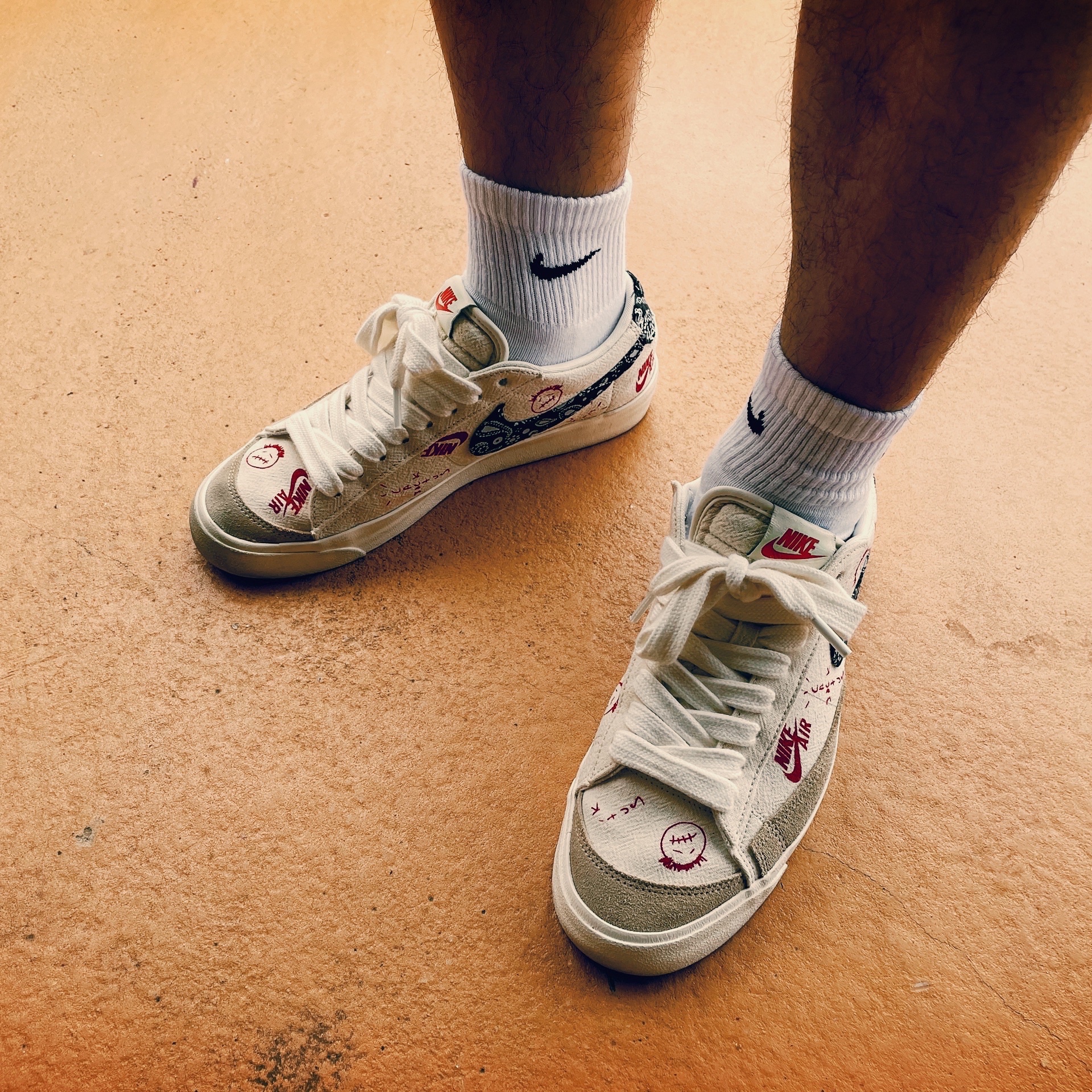 Nike Blazer Low '77 Vintage Paisley Swoosh 착용 스타일