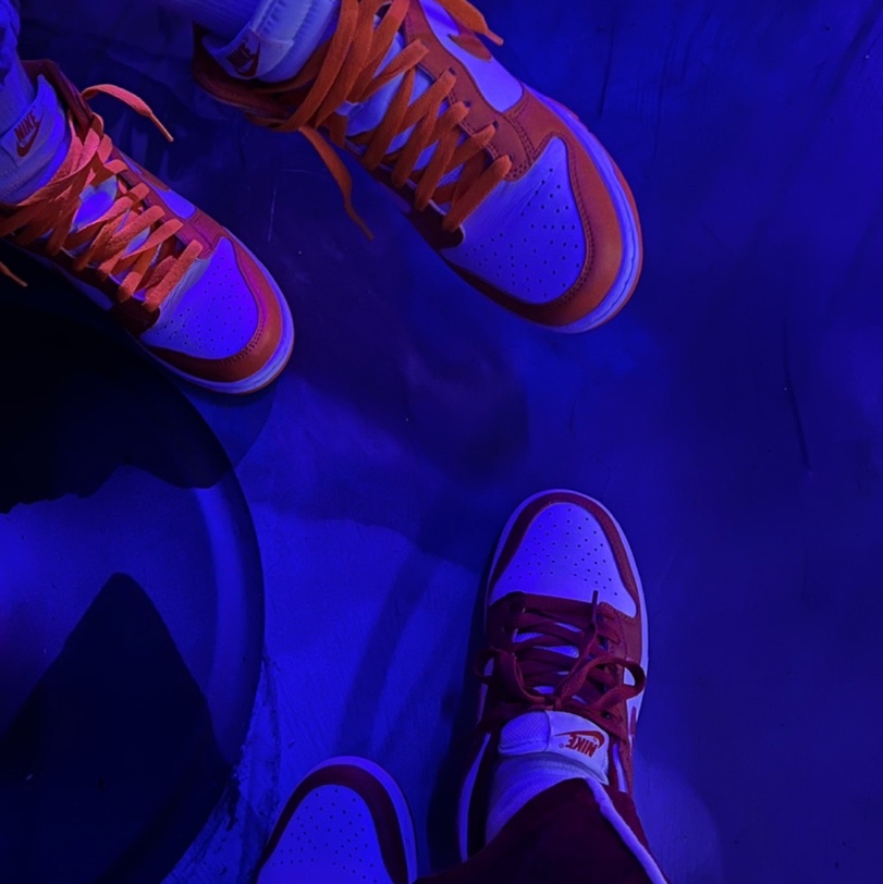 Nike Dunk High Retro Orange Blaze, Nike Dunk Low SP University Red 2020 착용 스타일