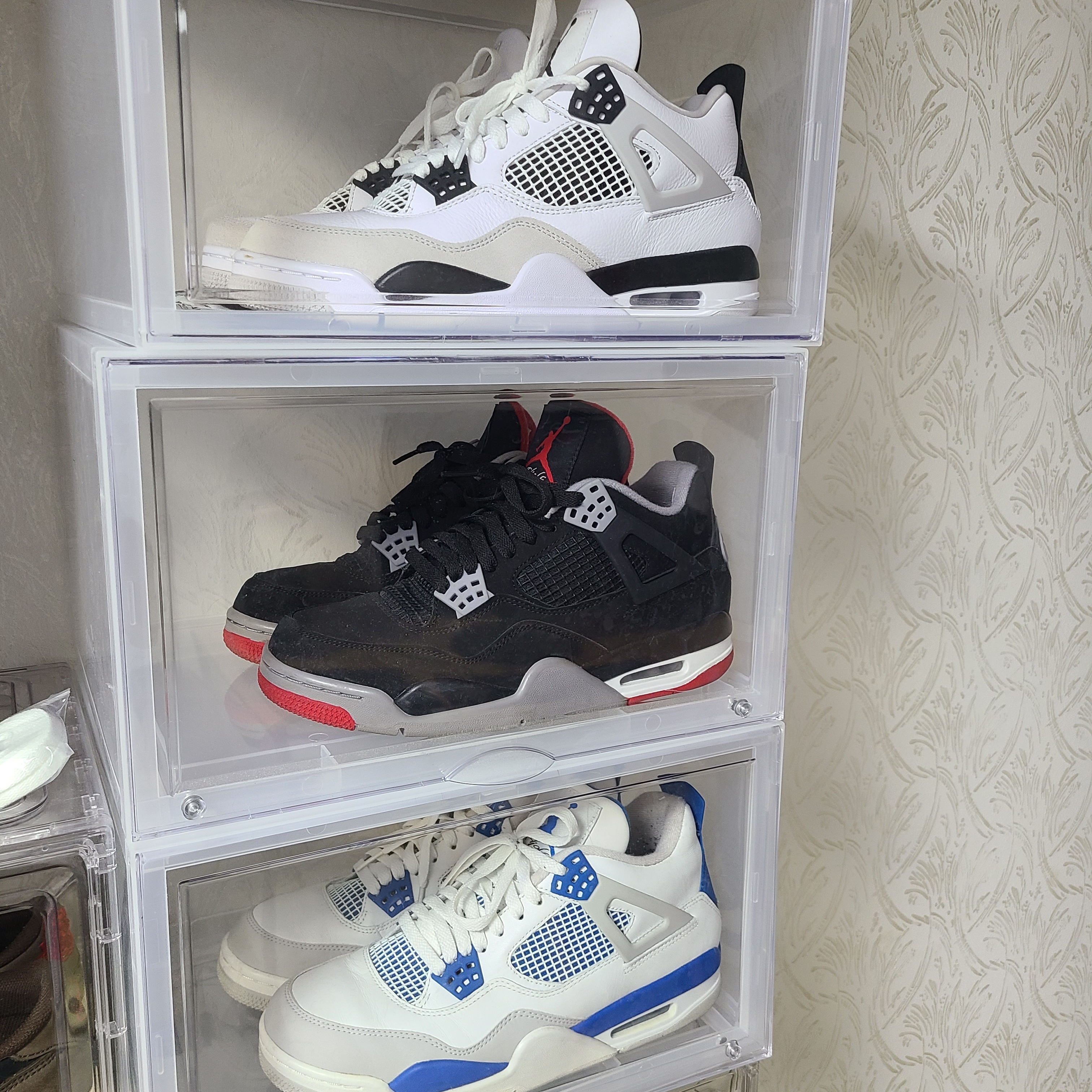 Jordan 4 Retro White and Black, Jordan 4 Retro Bred 2019 착용 스타일