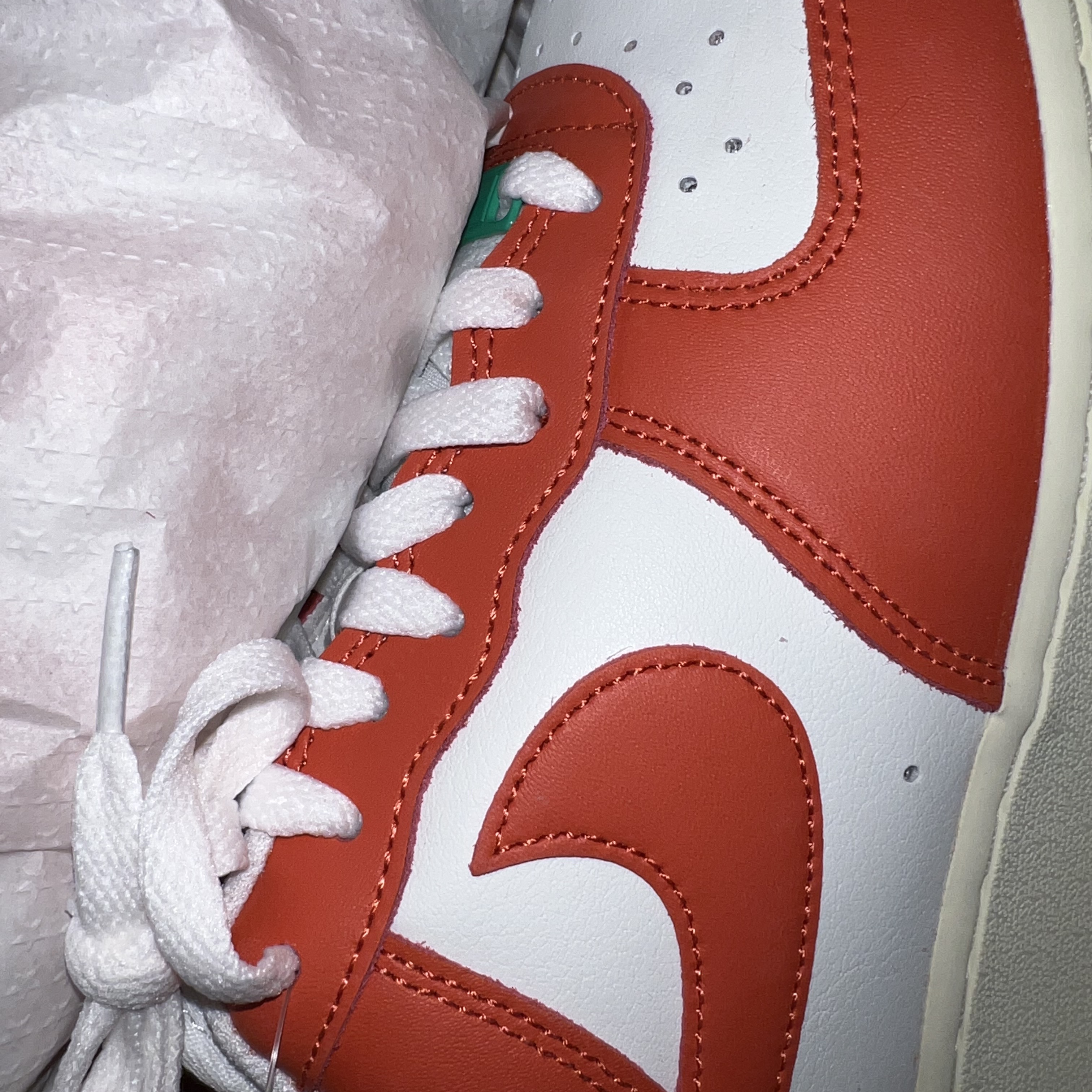 Nike Air Force 1 '07 LV8 Pojangmacha 착용 스타일 - 4