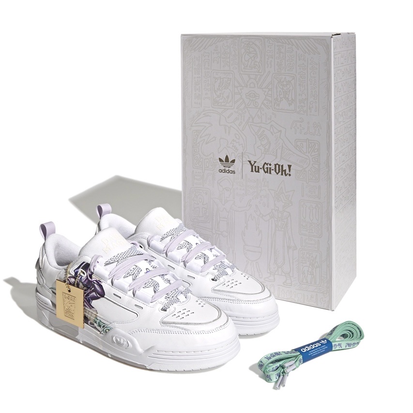 Adidas X Yu-Gi-Oh! Reptossage Slide Core Black Pulse Lilac, Adidas X Yu-Gi-Oh! Reptossage Slide Core Black Hazy Sky 착용 스타일 - 3