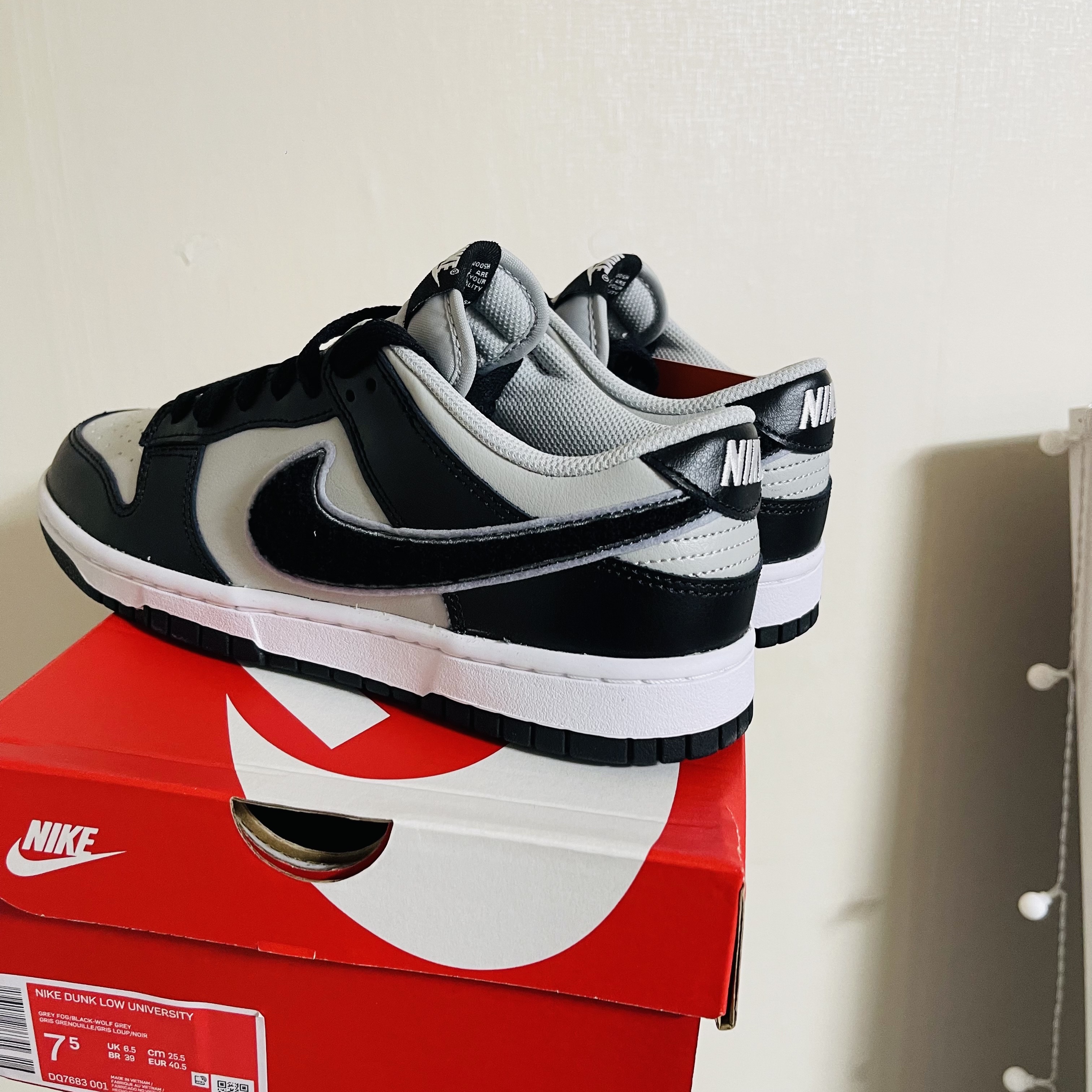 Nike Dunk Low Retro Grey Fog Black 착용 스타일 - 5