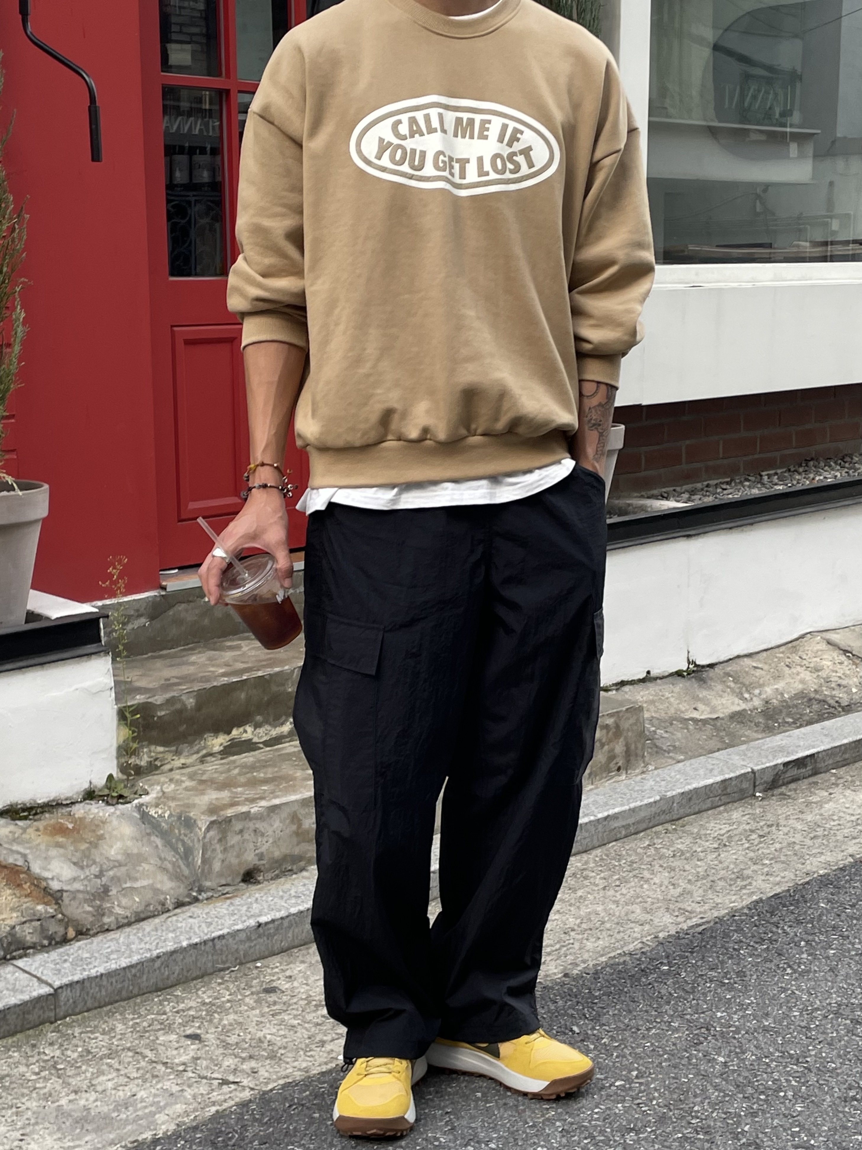 Nike ACG Lowcate Solar Flare 착용 스타일 - 2