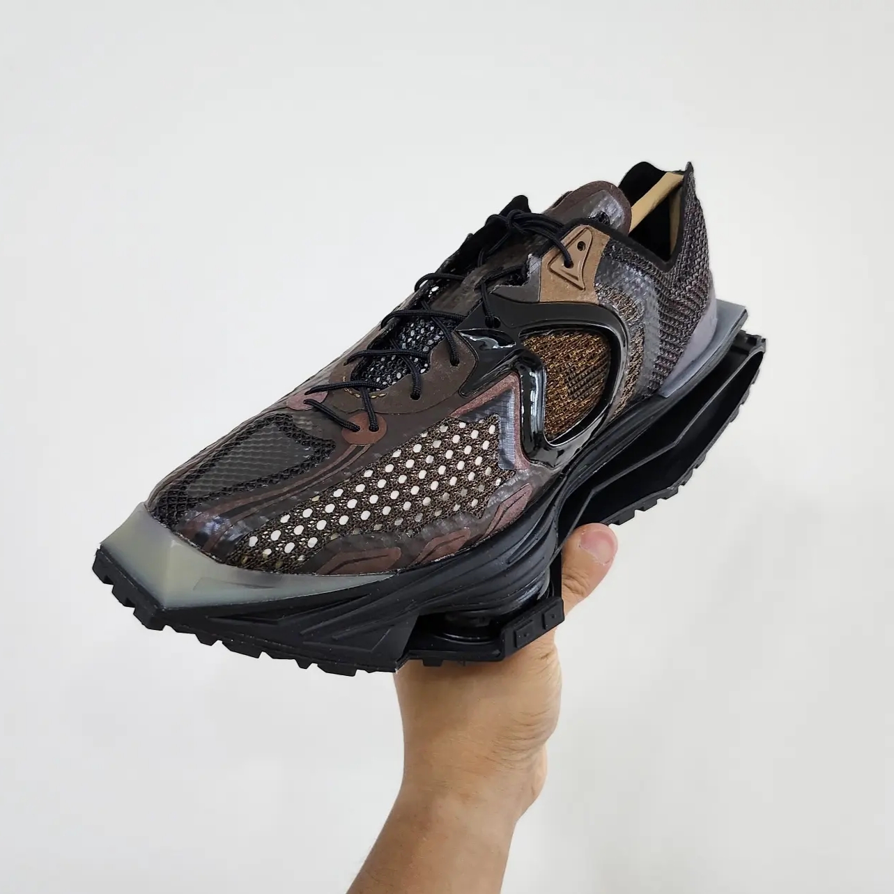 Nike x Matthew M Williams Zoom 004 Baroque Brown 착용 스타일 - 1