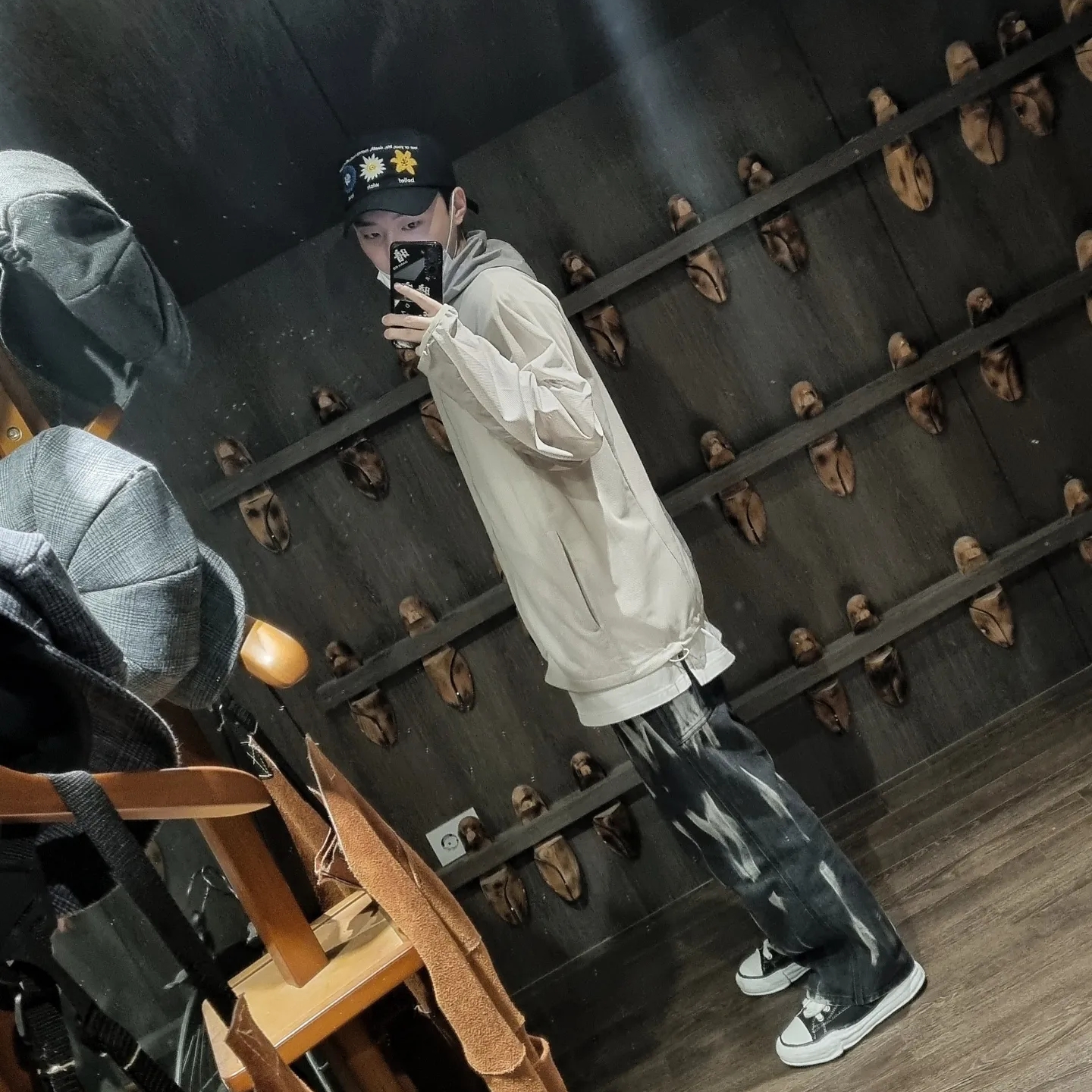 Maison Mihara Yasuhiro Peterson OG Sole Canvas Low Sneakers Black, Sansan Gear Sansan BLF Mesh Jacket Beige - 22SS 착용 스타일