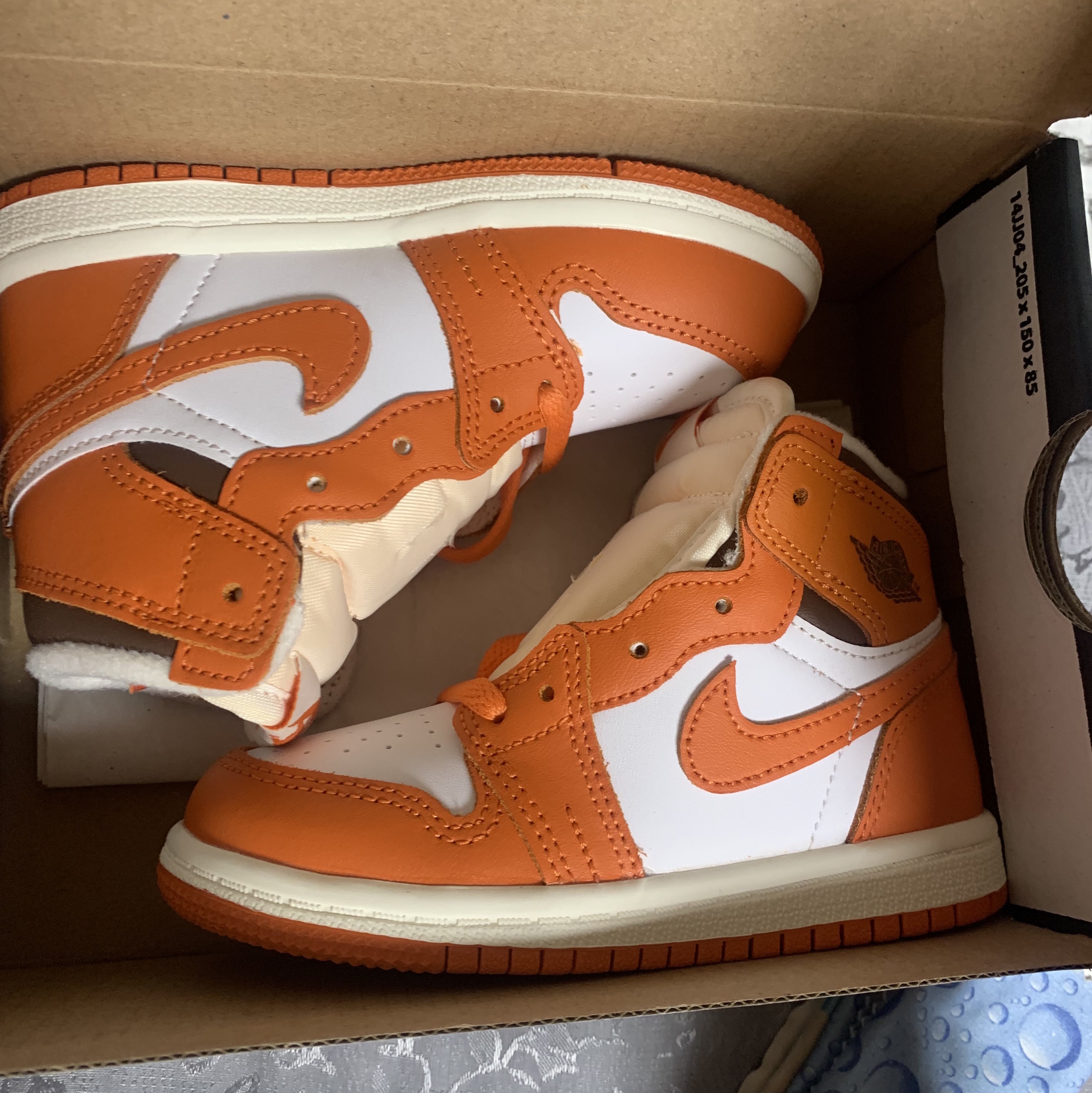 (TD) Jordan 1 Retro High OG Starfish 착용 스타일