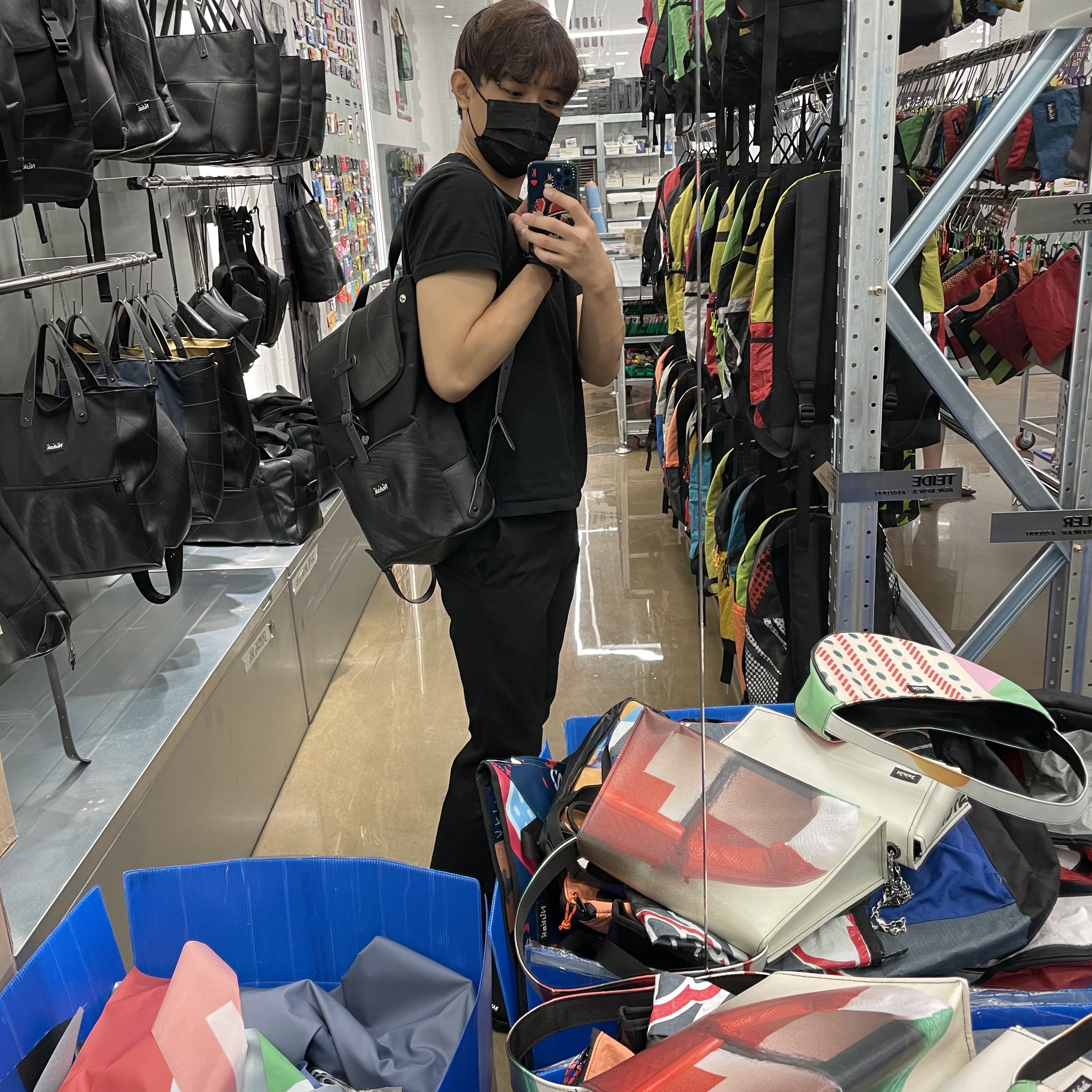 Balenciaga Speed Trainer Black 2021 착용 스타일 - 2