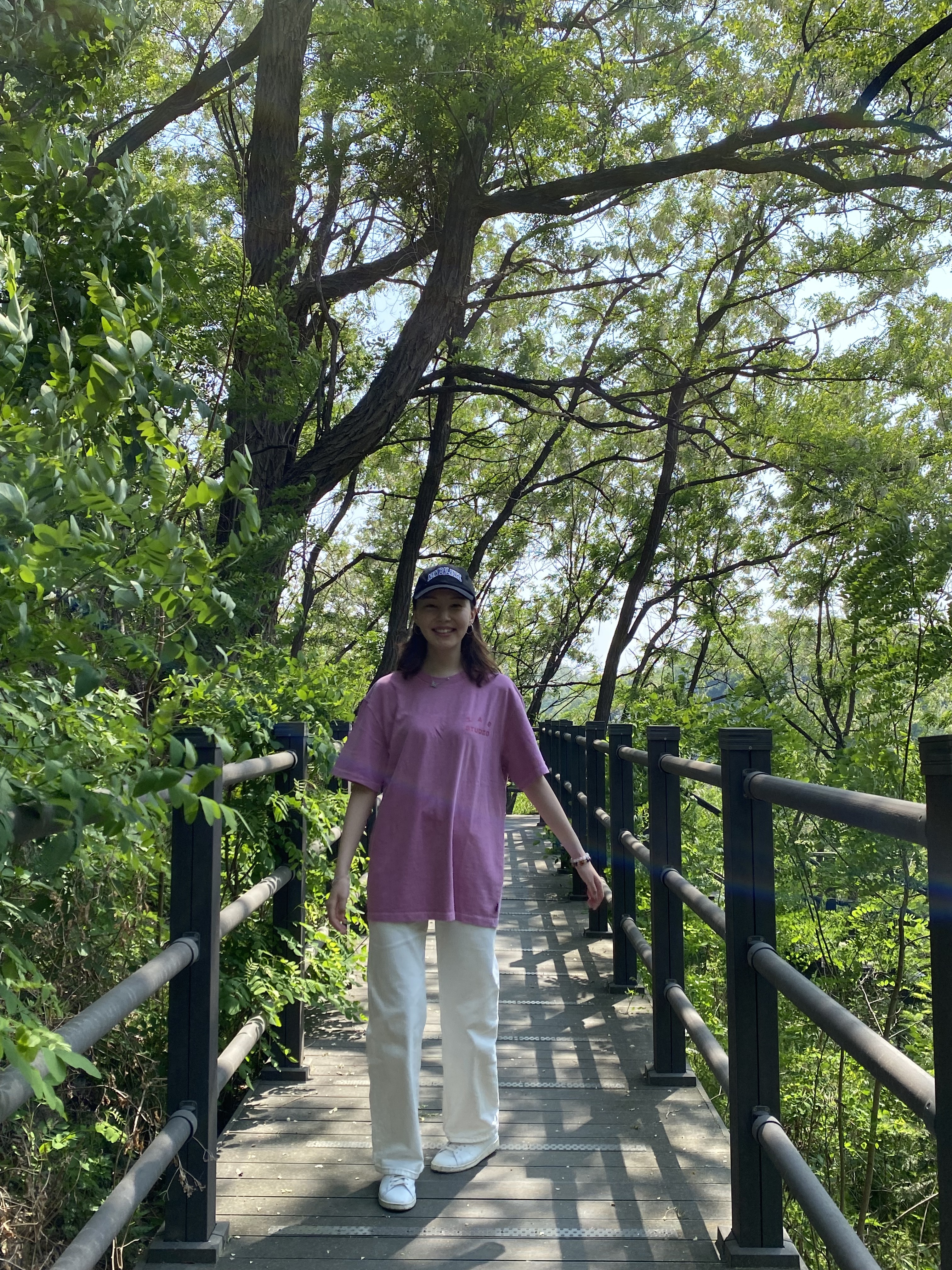 IAB Studio Pigment T-Shirt Cyan, IAB Studio Pigment T-Shirt Magenta 착용 스타일 - 3