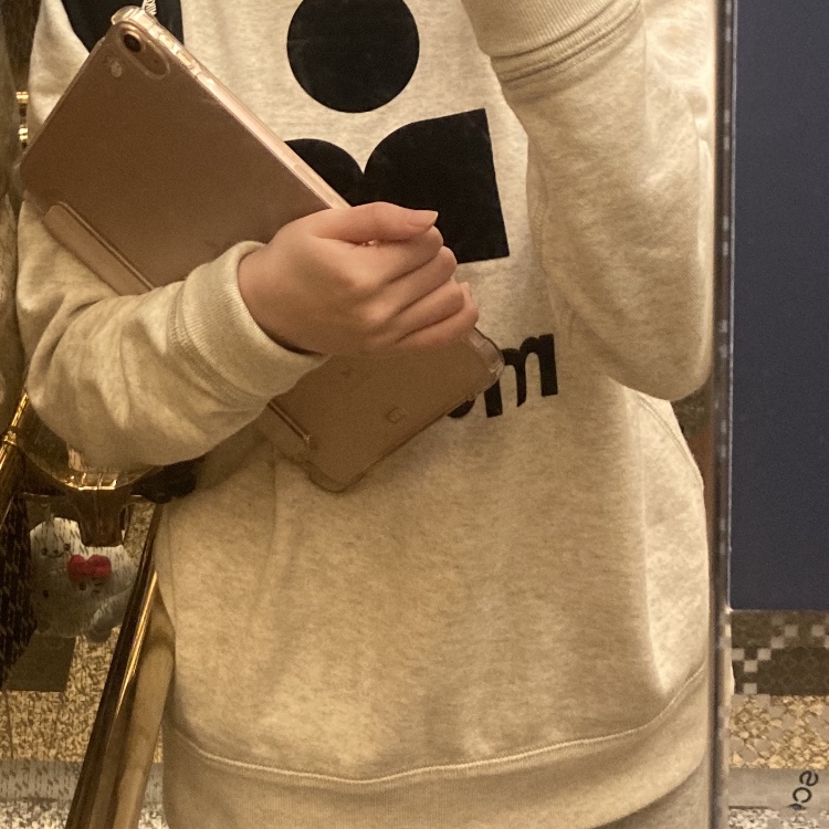 (W) Isabel Marant Milly Sweatshirt Ecru Black, Converse x Play Comme des Garcons Chuck 70 Ox White 착용 스타일 - 3