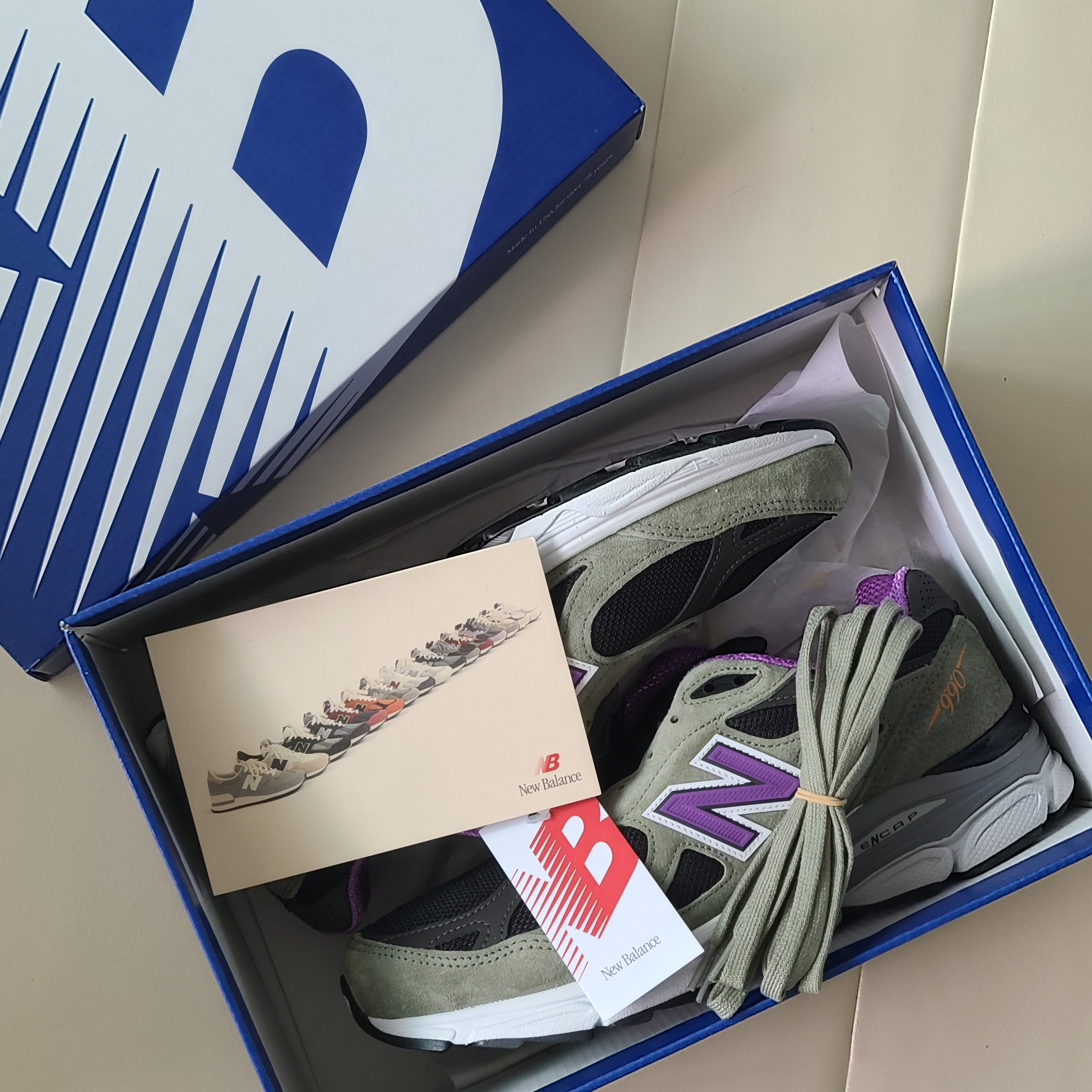 New Balance 990v3 Made in USA Olive Leaf Black 착용 스타일