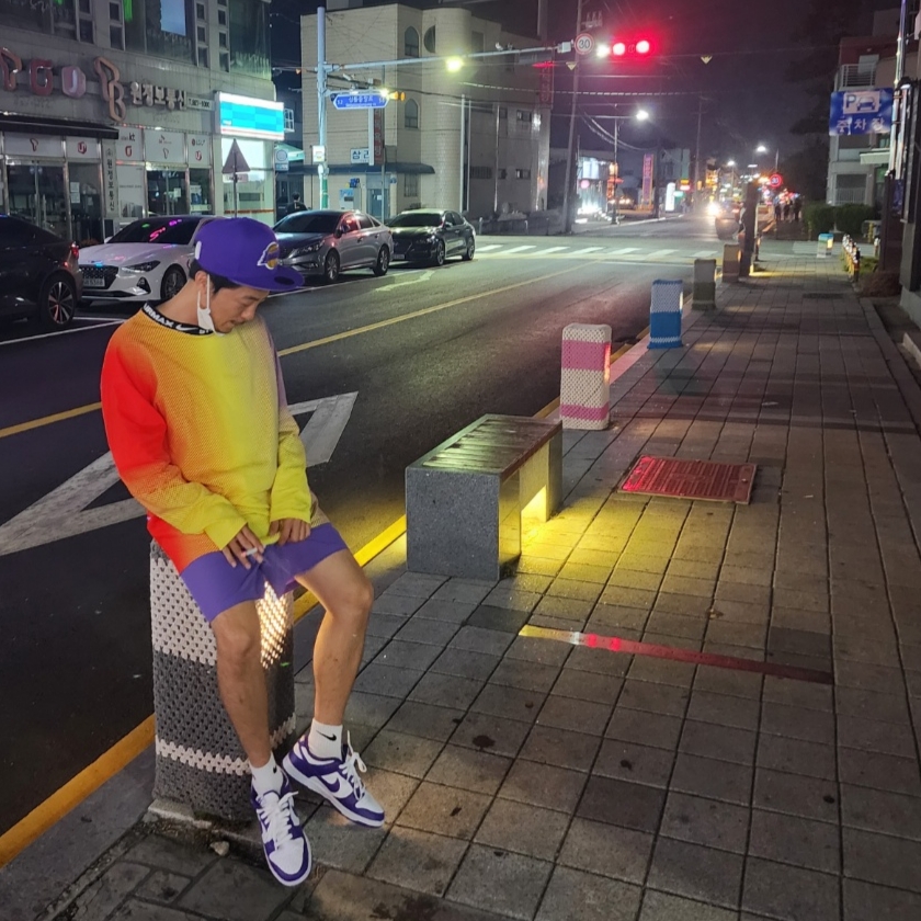 Nike x Stussy NRG FL LS Top Multi Color (DO5309-902), Nike Dunk Low Retro Championship Court Purple 착용 스타일