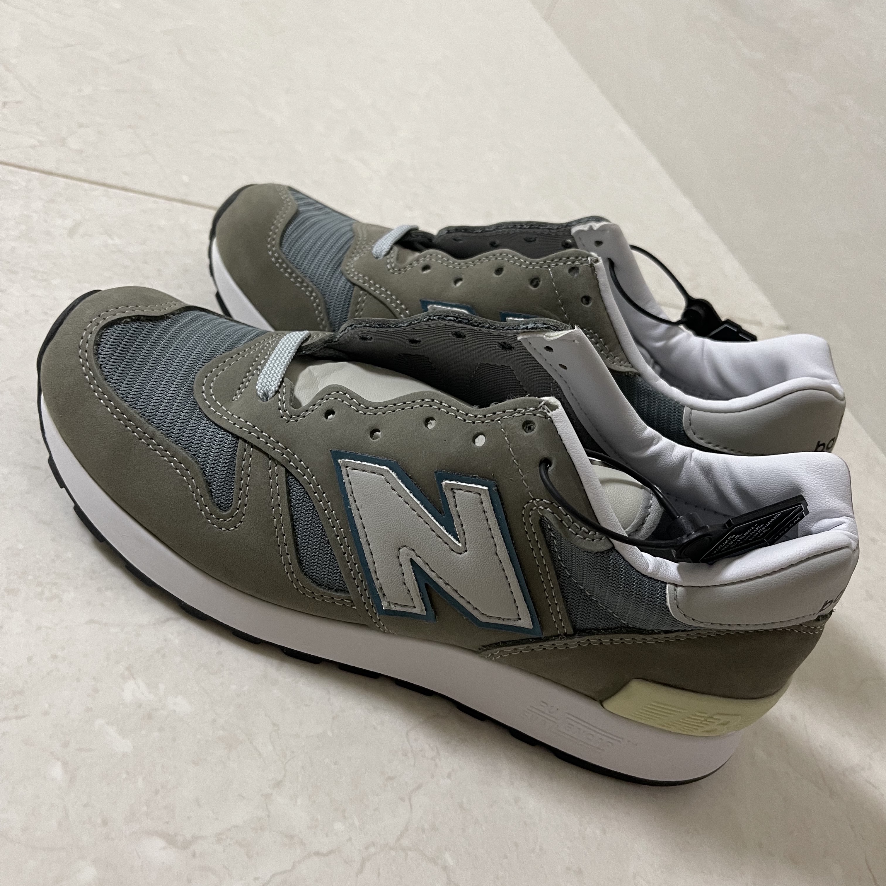 New Balance 1300JP 착용 스타일 - 4