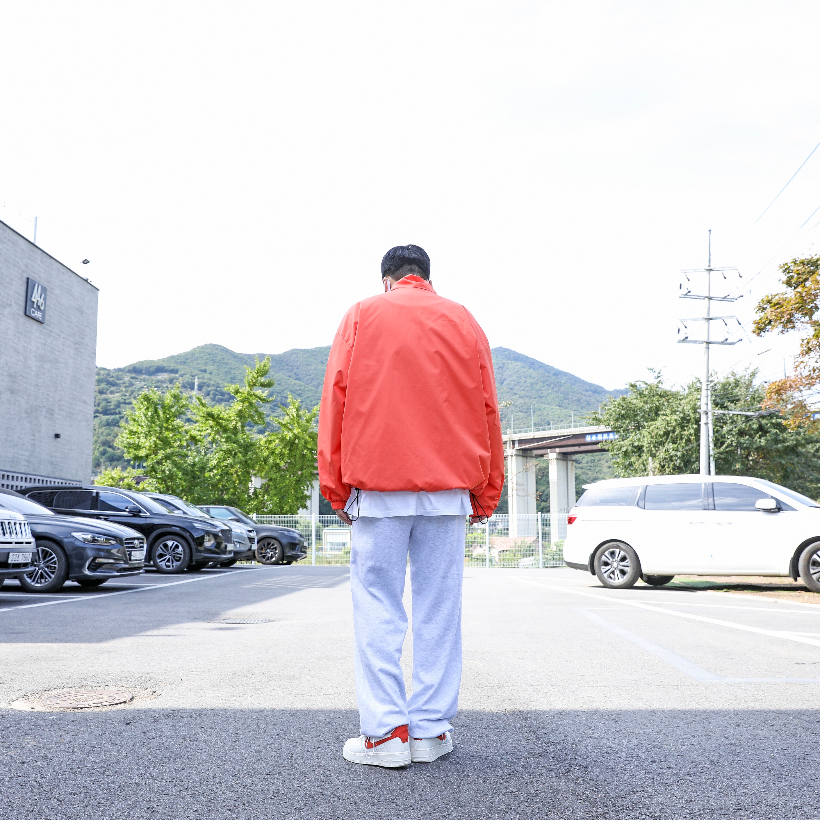 Nike Air Force 1 '07 Craft Mantra Orange 착용 스타일 - 2