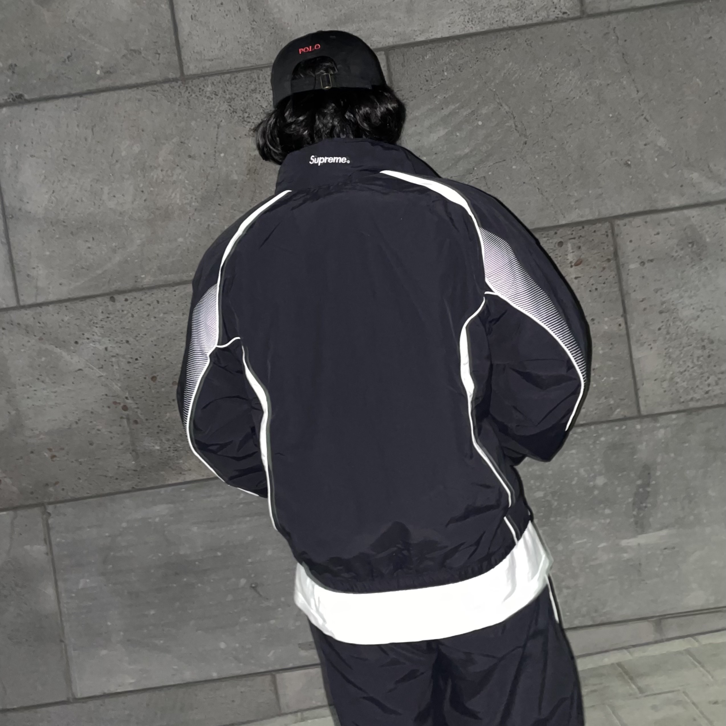 Supreme x Umbro Track Jacket Black - 22SS, Supreme x Umbro Track Pants Black - 22SS 착용 스타일 - 4