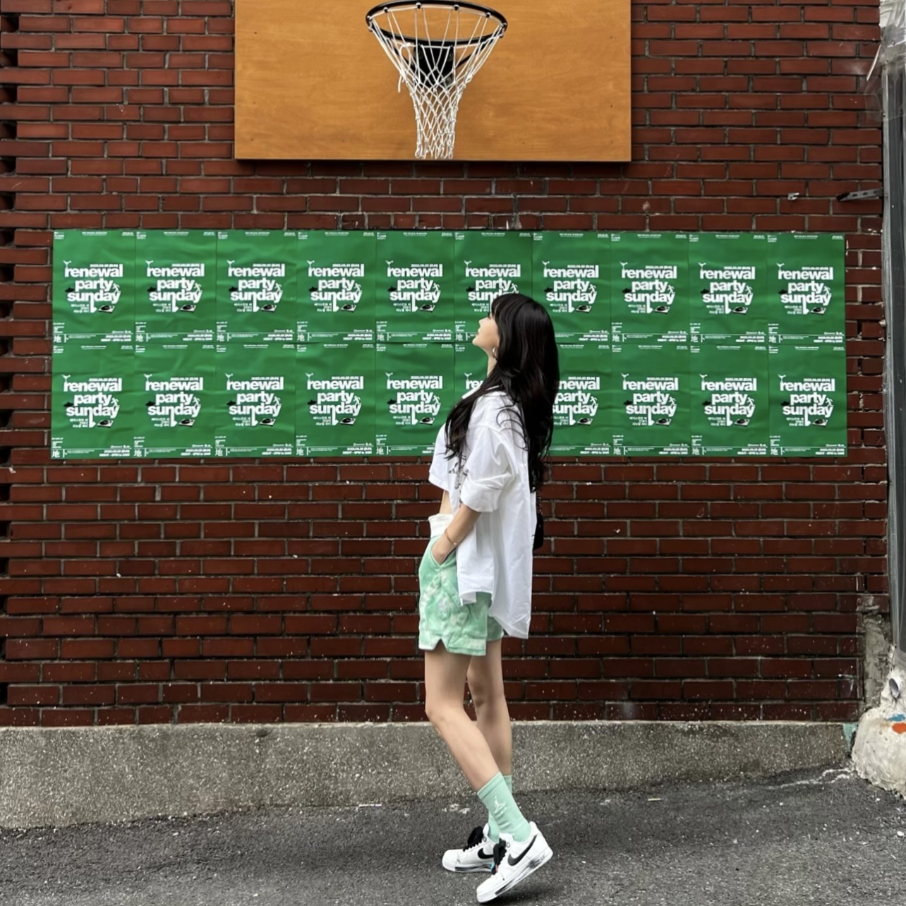 Jordan x J Balvin Shorts Jade Aura - Asia, Jordan x J Balvin Legacy Energy Crew Socks Celestine Blue 착용 스타일 - 3