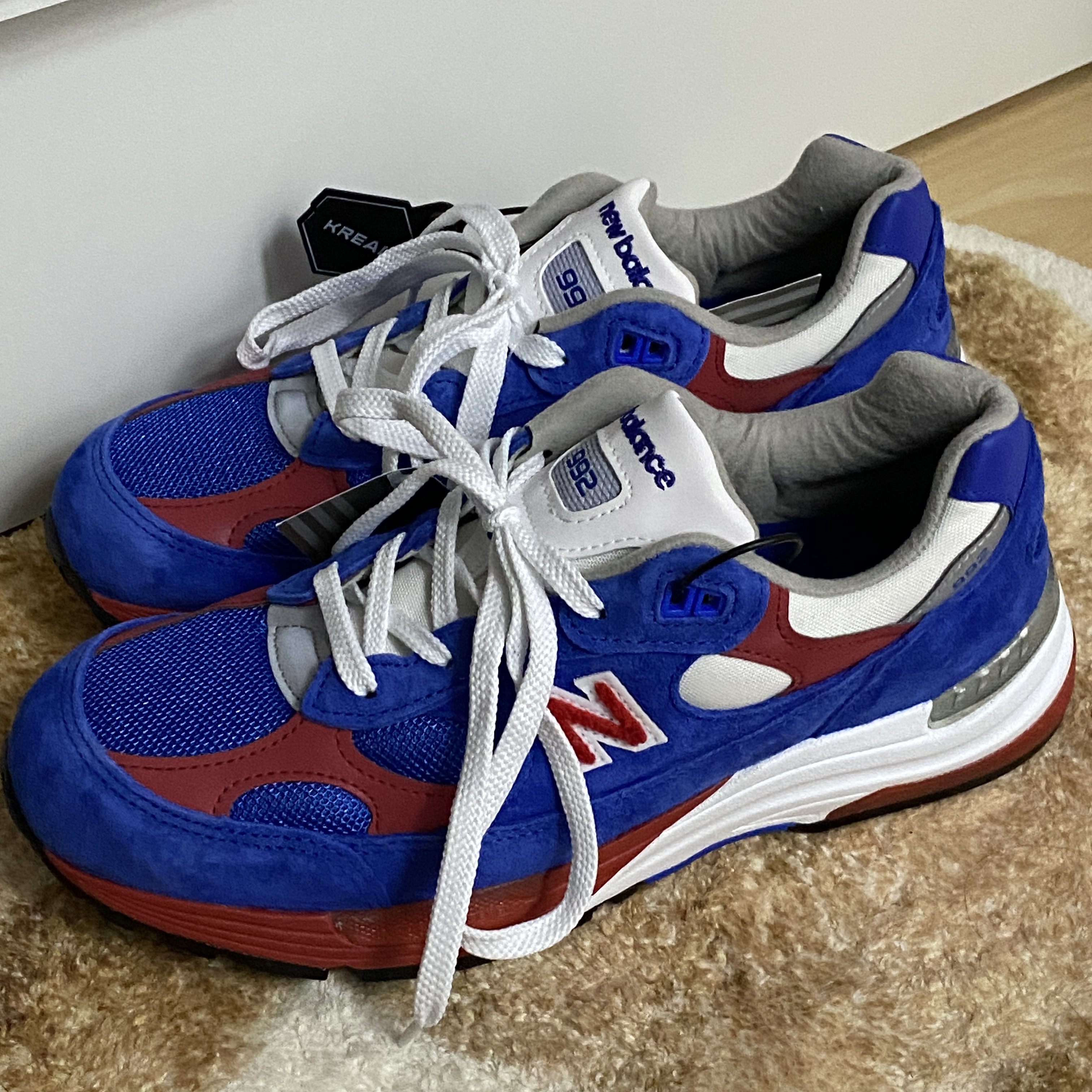 New Balance 992 Made in USA Blue Red 착용 스타일