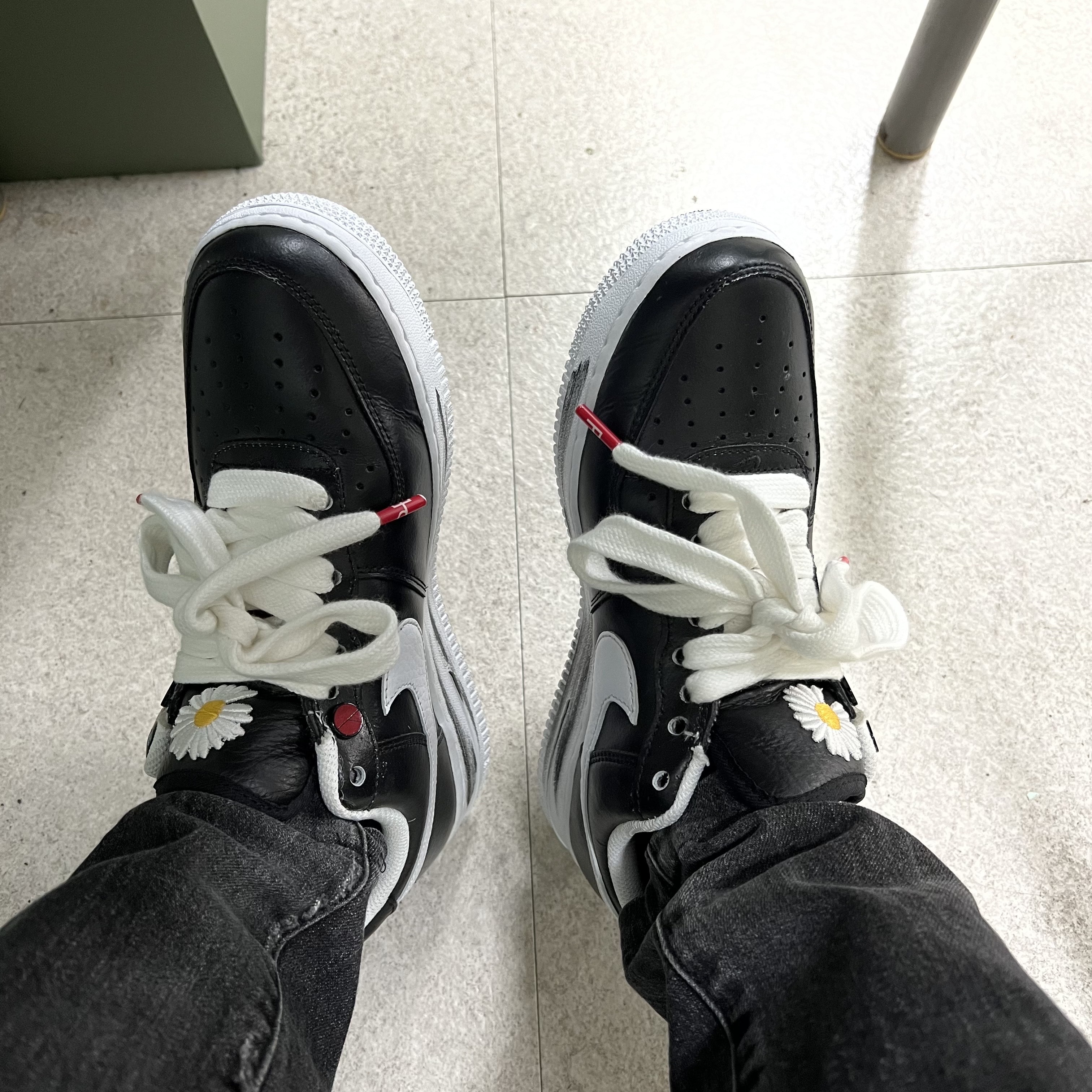 Nike x Peaceminusone Air Force 1 Low Para-Noise 착용 스타일