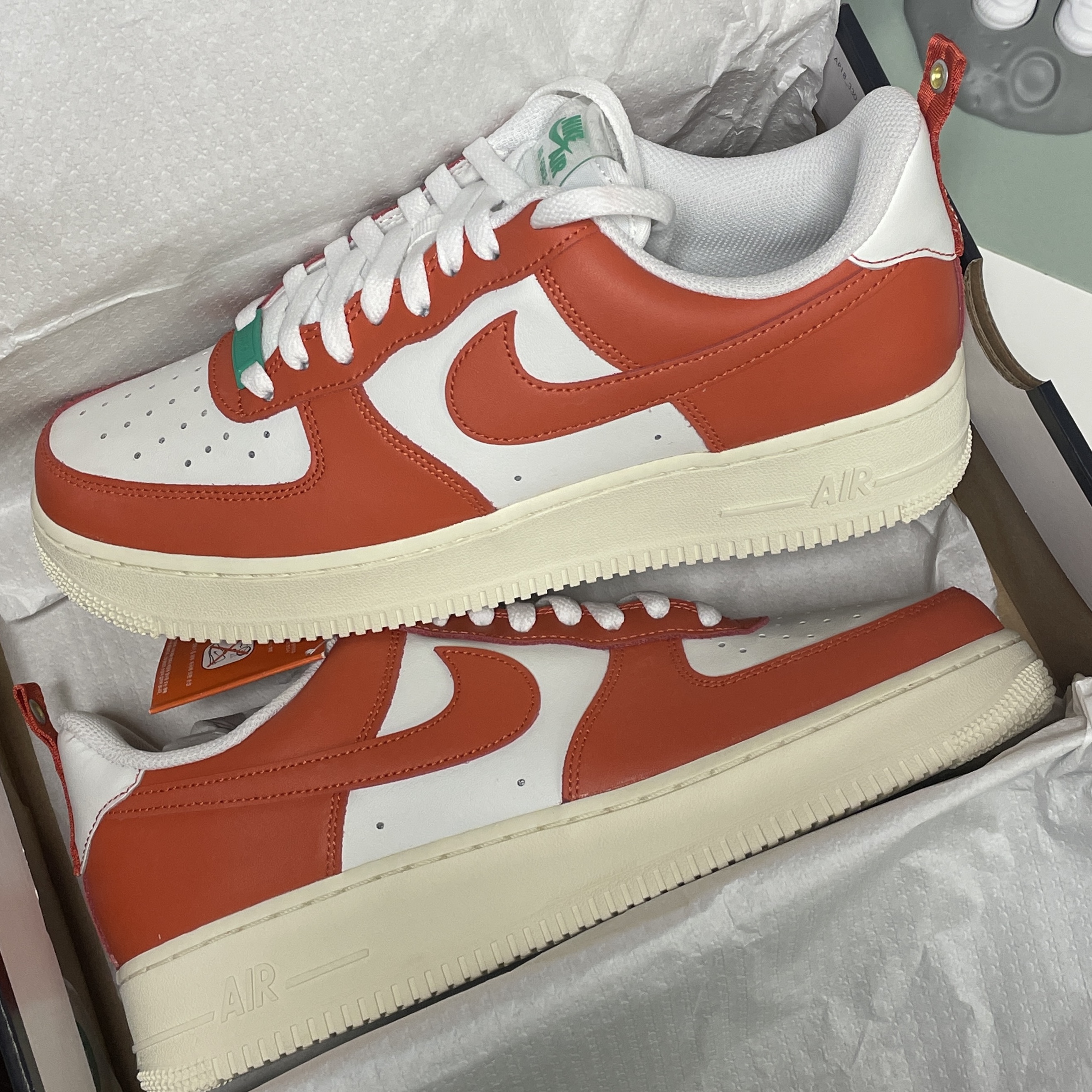 Nike Air Force 1 '07 LV8 Pojangmacha 착용 스타일 - 2