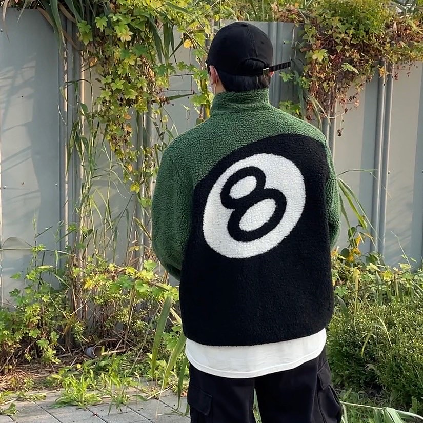 Stussy 8 Ball Sherpa Jacket Green, Stussy Dance Energy Hoodie Black 착용 스타일 - 2