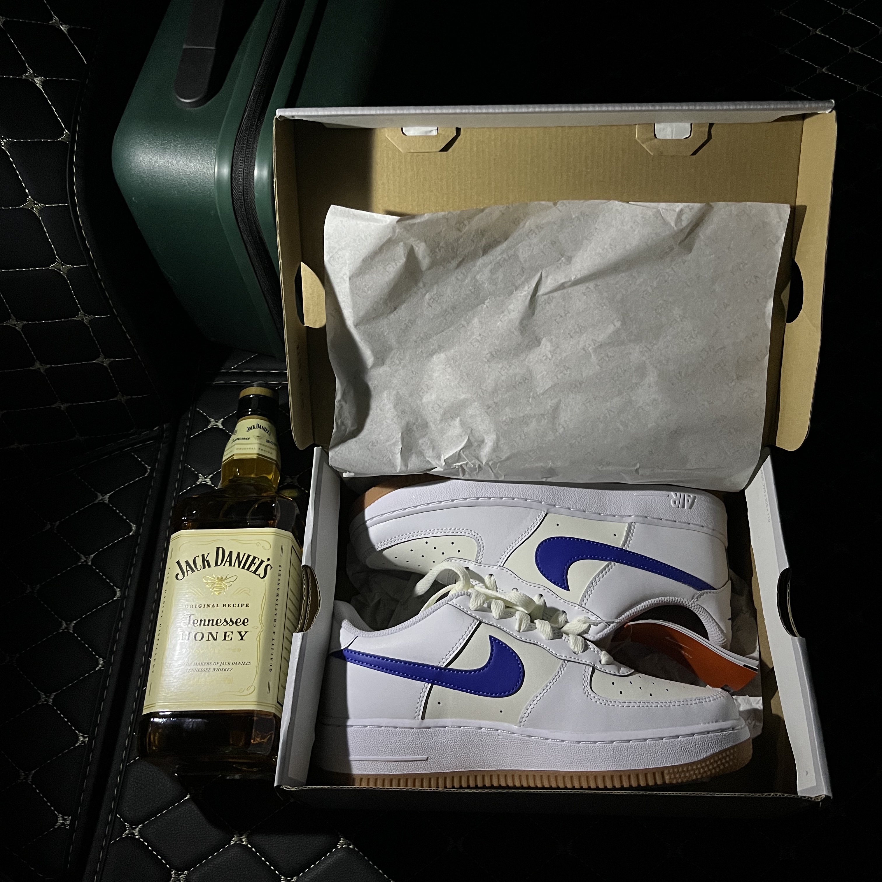 Nike Air Force 1 Low Retro Color of the Month Varsity Royal 착용 스타일