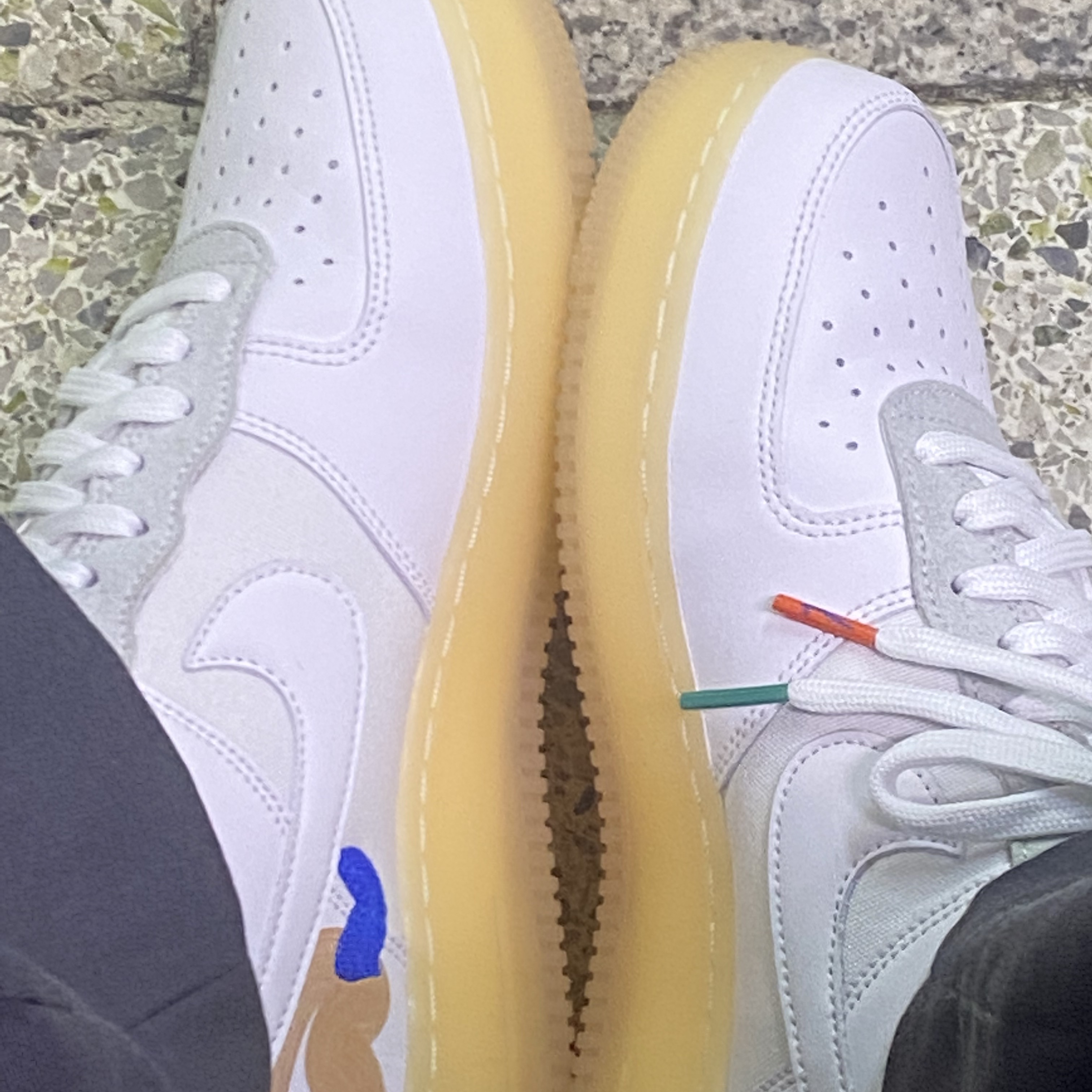 Nike x Mayumi Yamase Air Force 1 Flyleather Solar Red 착용 스타일 - 1