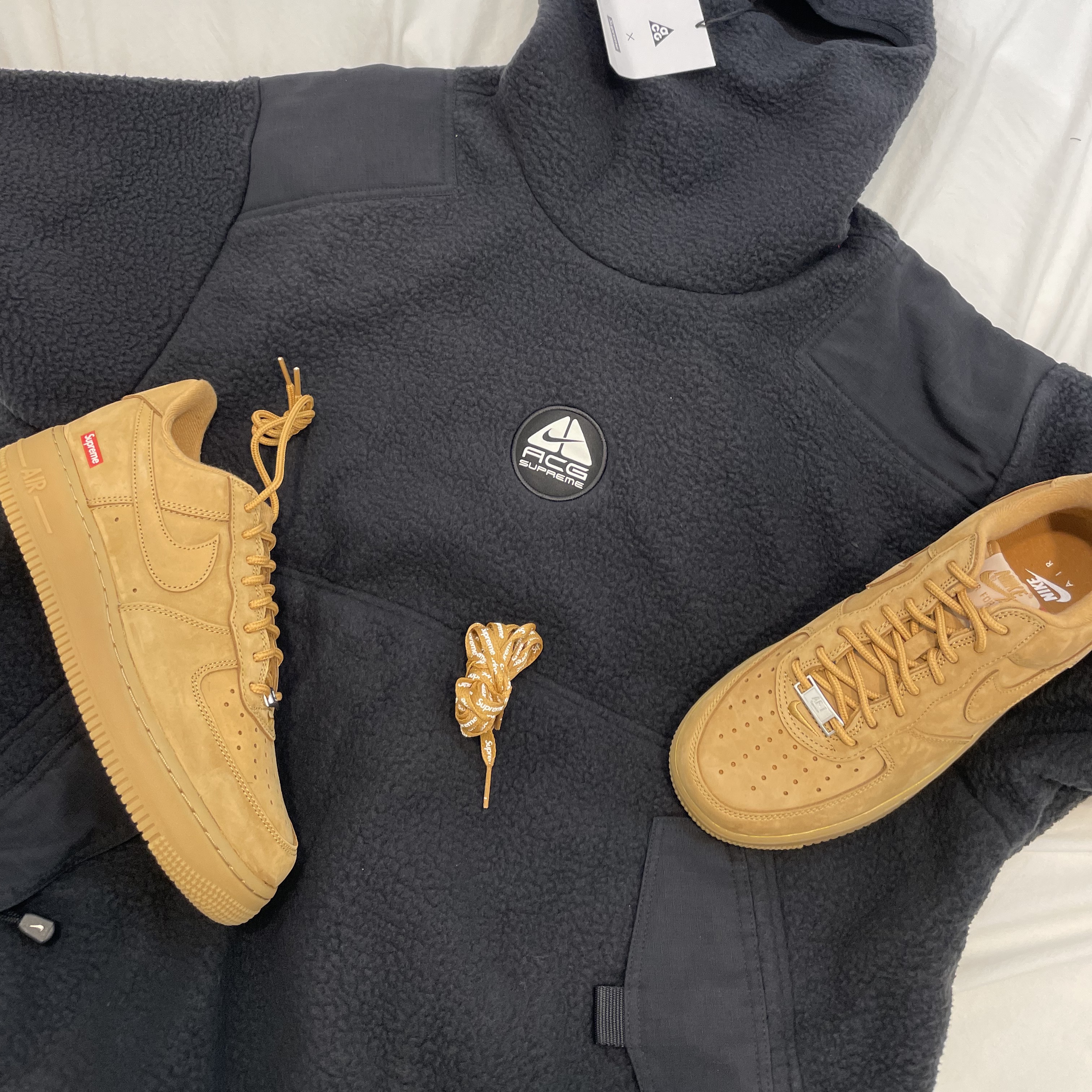 Supreme x Nike ACG Fleece Pullover Black - 22FW, Nike x Supreme Air Force 1 Low Flax 착용 스타일