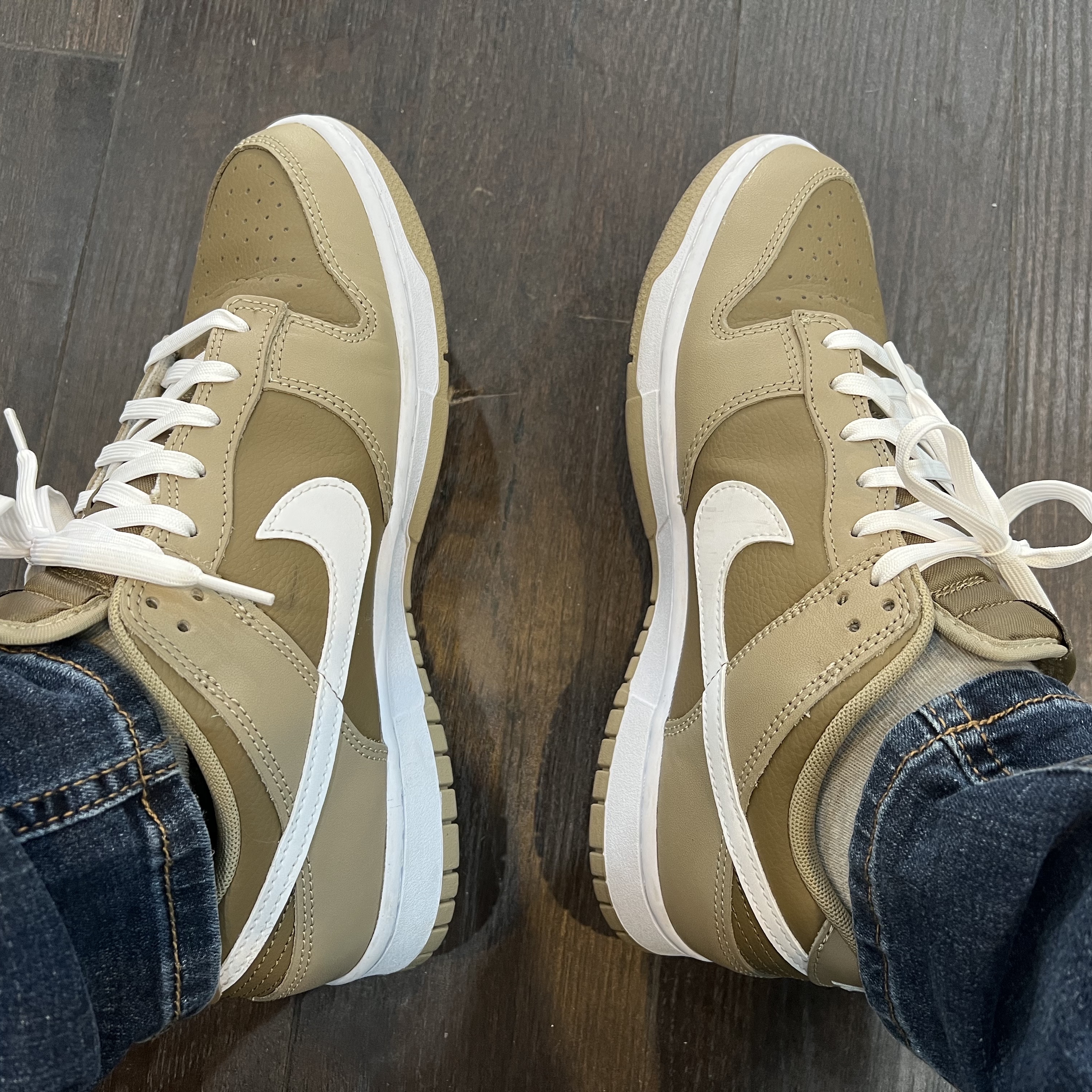 Nike Dunk Low Retro Khaki Hazel Rush 착용 스타일