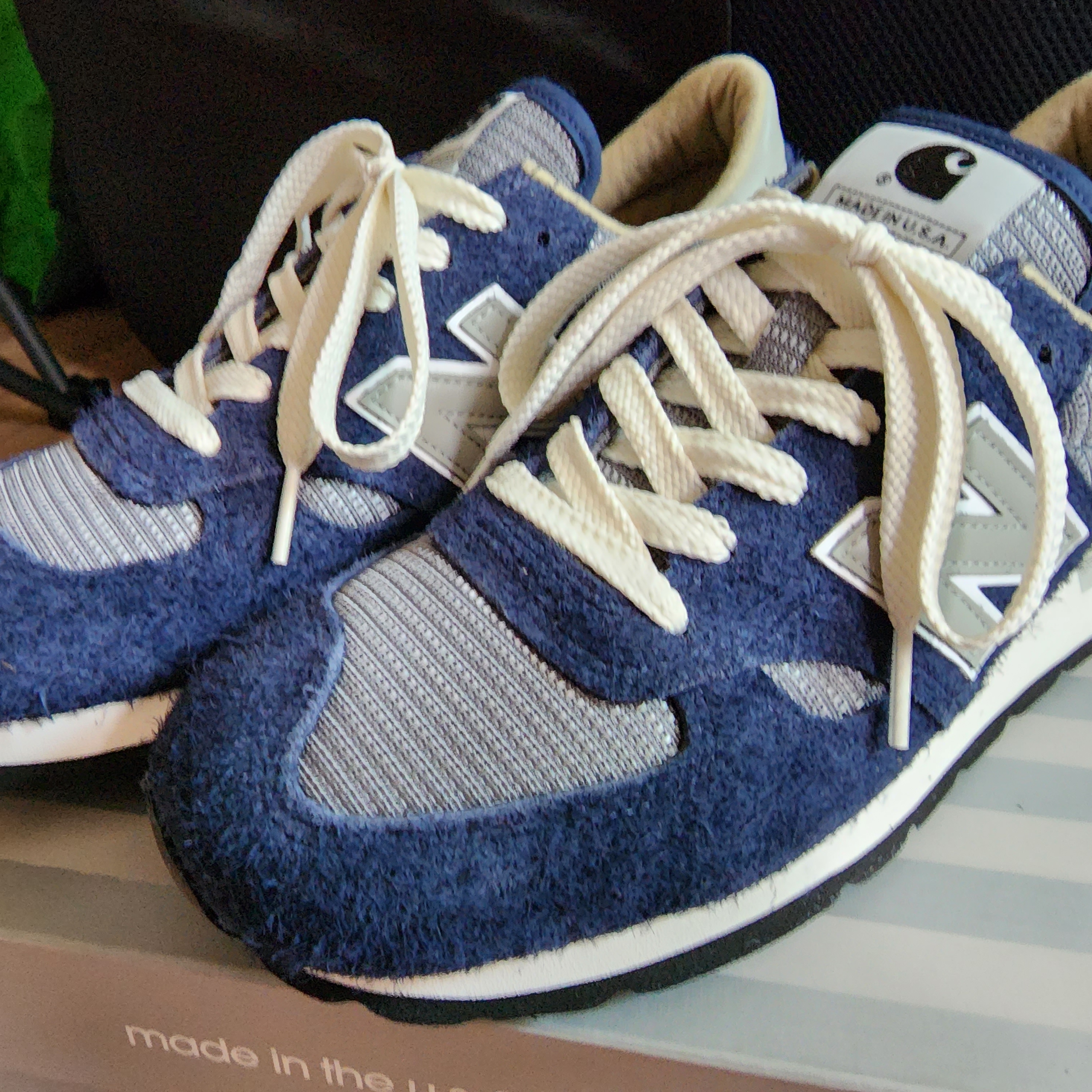 New Balance x Carhartt WIP 990v1 Made in USA Sculpture Center, New Balance 990v1 Made in USA Grey White 착용 스타일 - 1