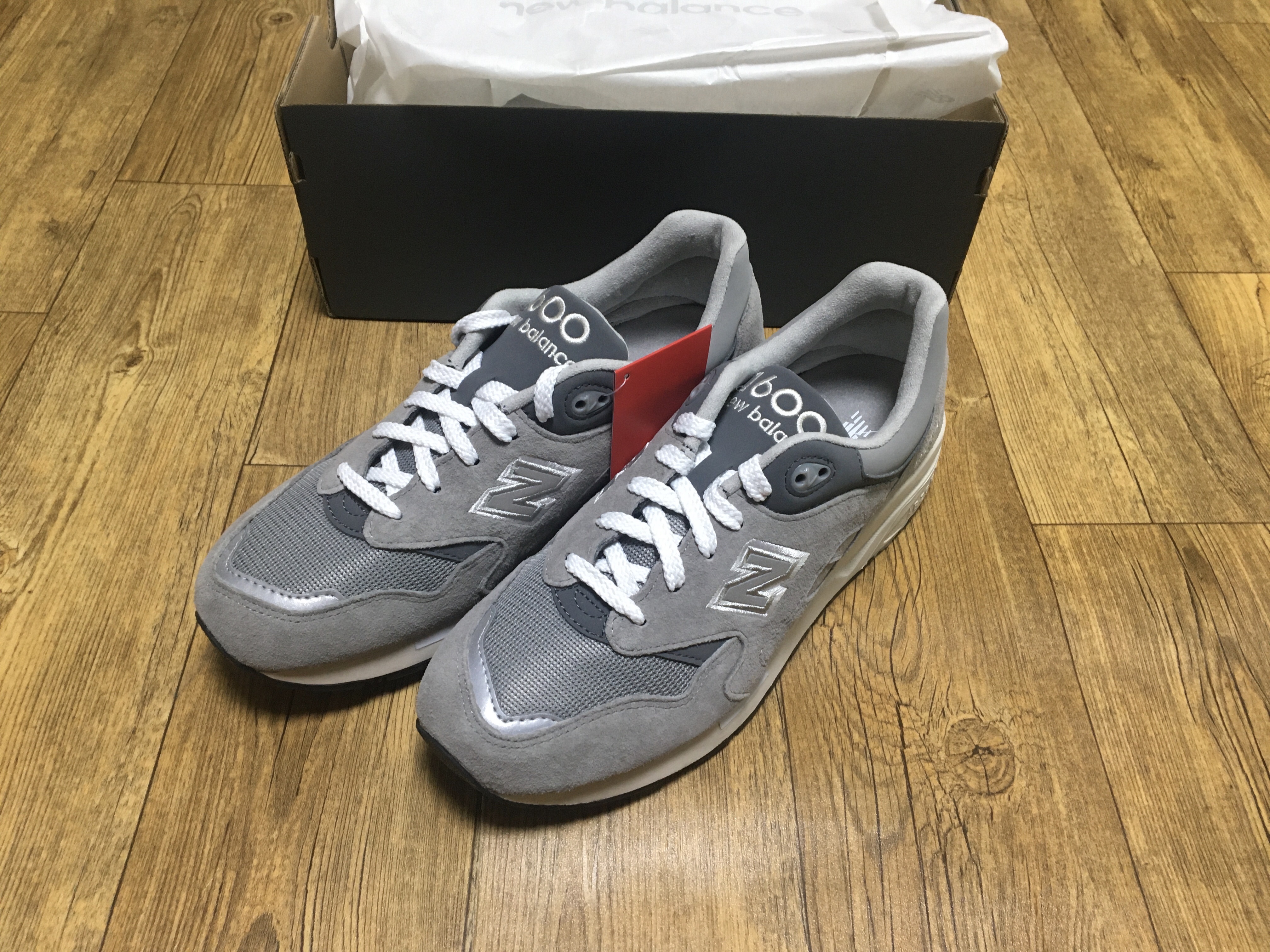 New Balance 1600 Gray 착용 스타일 - 1
