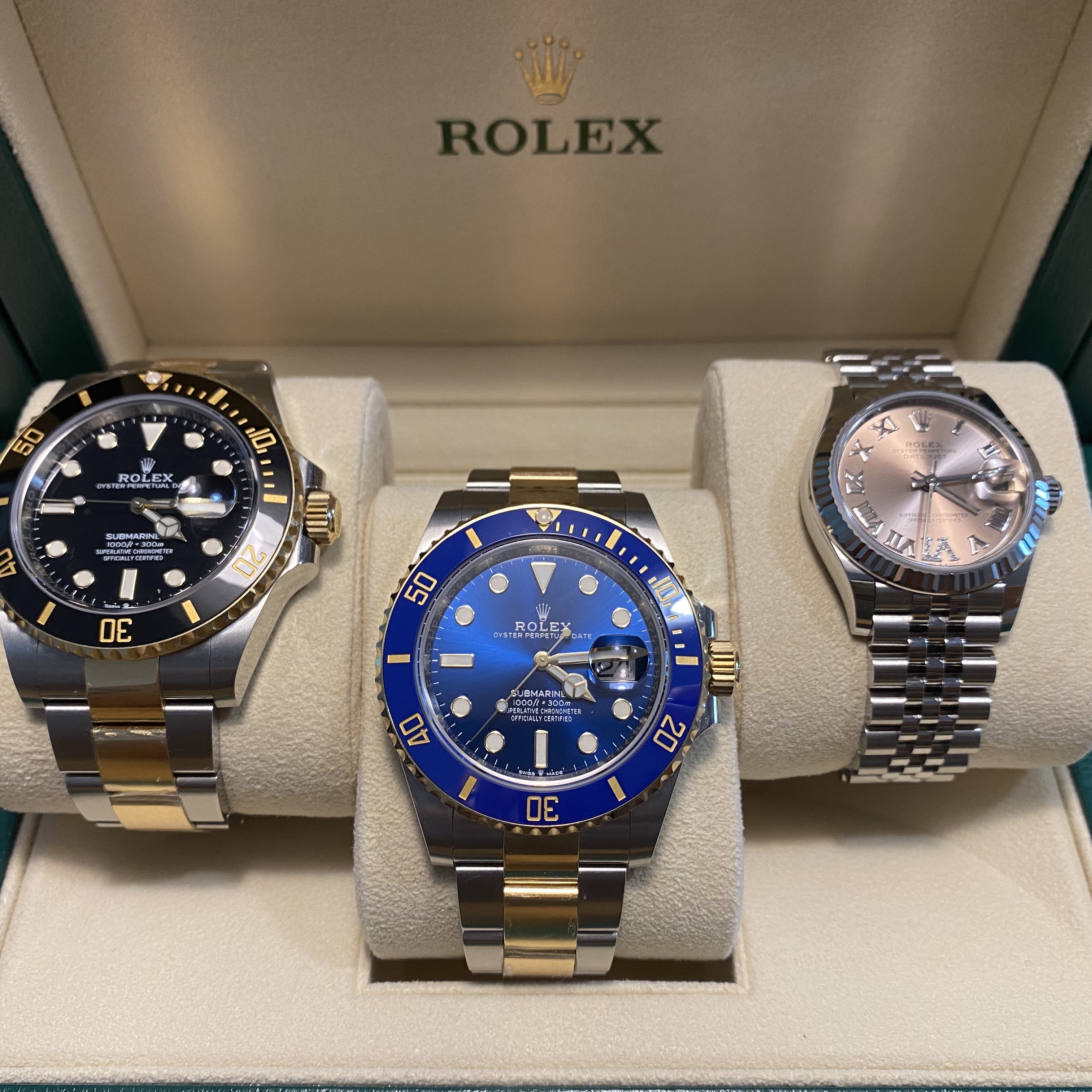 Rolex Oyster Perpetual 36mm 126000 Yellow Oyster, Rolex Oyster Perpetual 36mm 126000 Candy Pink Oyster 착용 스타일 - 2