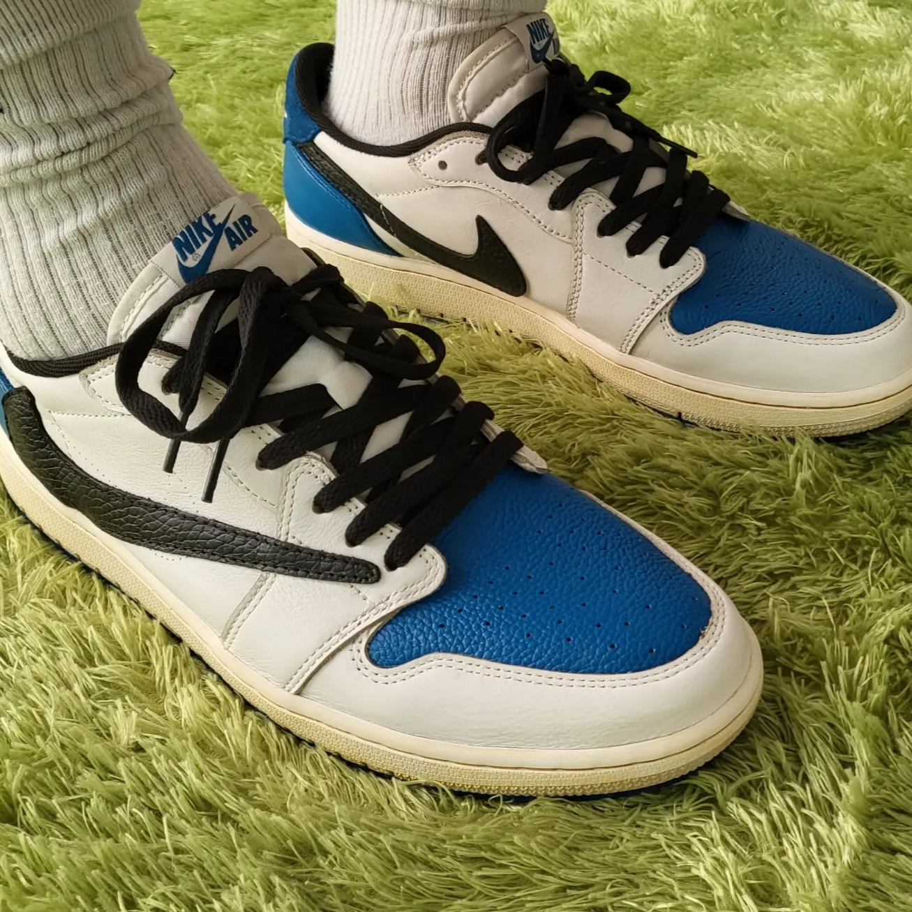 Jordan 1 Low OG Neutral Grey 착용 스타일 - 1