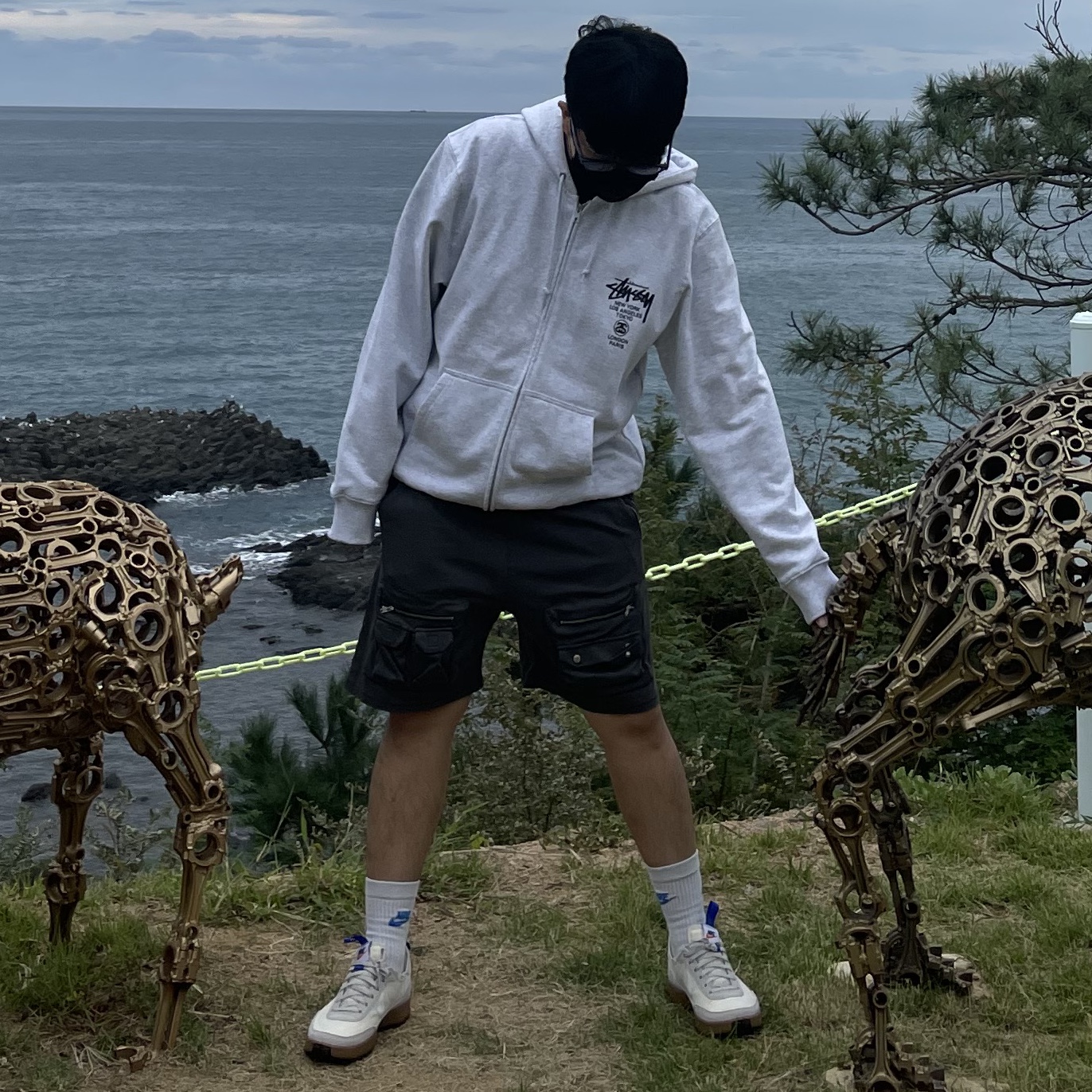 Nike x Tom Sachs General Purpose Shoe Light Cream, Stussy World Tour Zip Hoodie Ash Heather 2022 착용 스타일