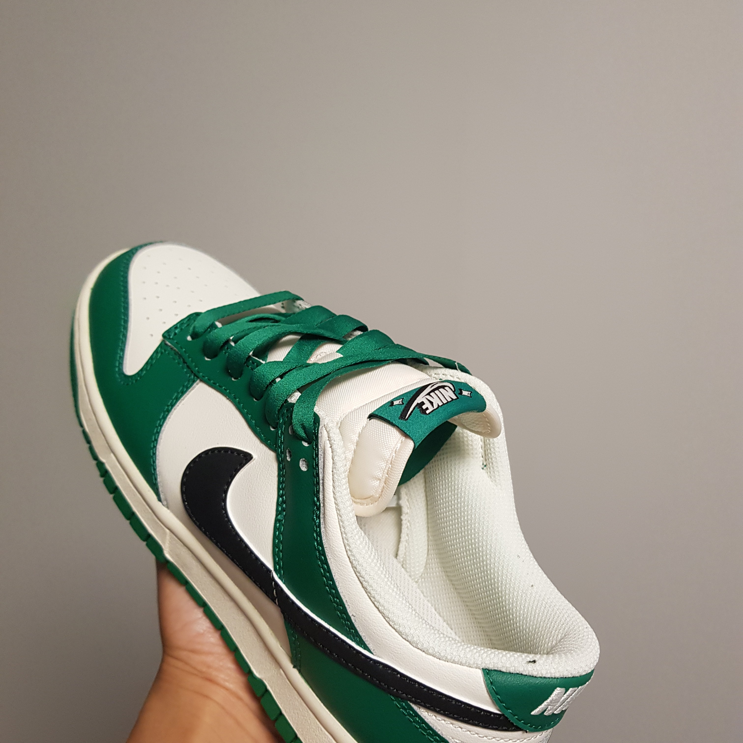 Nike Dunk Low Retro SE Jackpot Malachite 착용 스타일 - 3