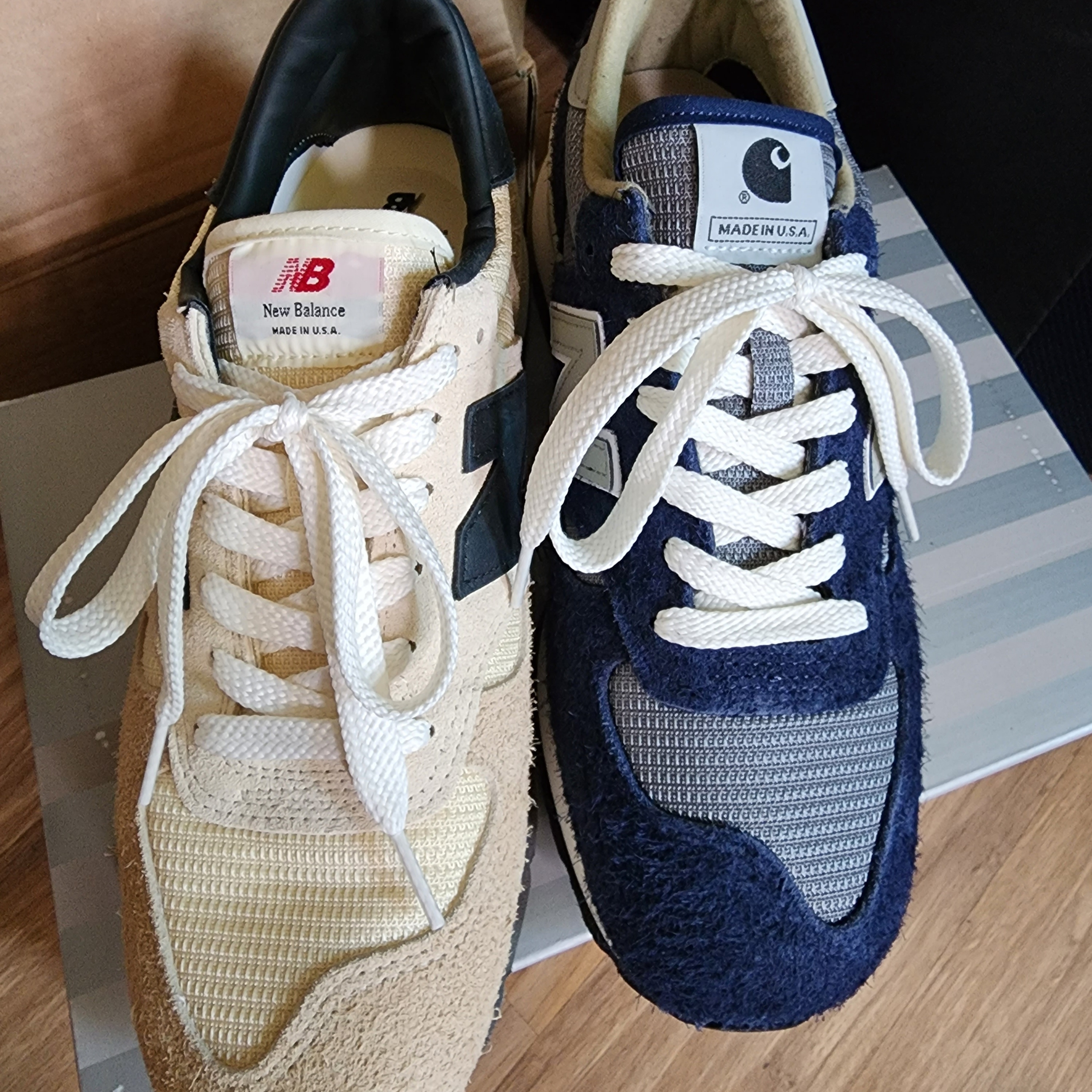 New Balance x Carhartt WIP 990v1 Made in USA Sculpture Center, New Balance 990v1 Made in USA Grey White 착용 스타일 - 3