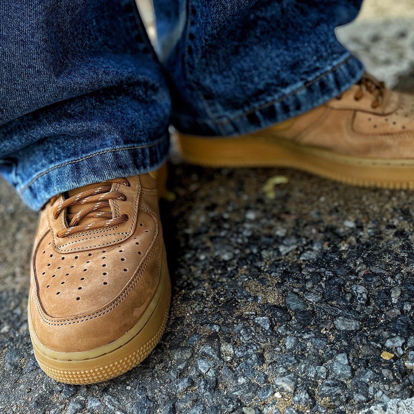 Nike Air Force 1 '07 WB Flax 착용 스타일 - 2
