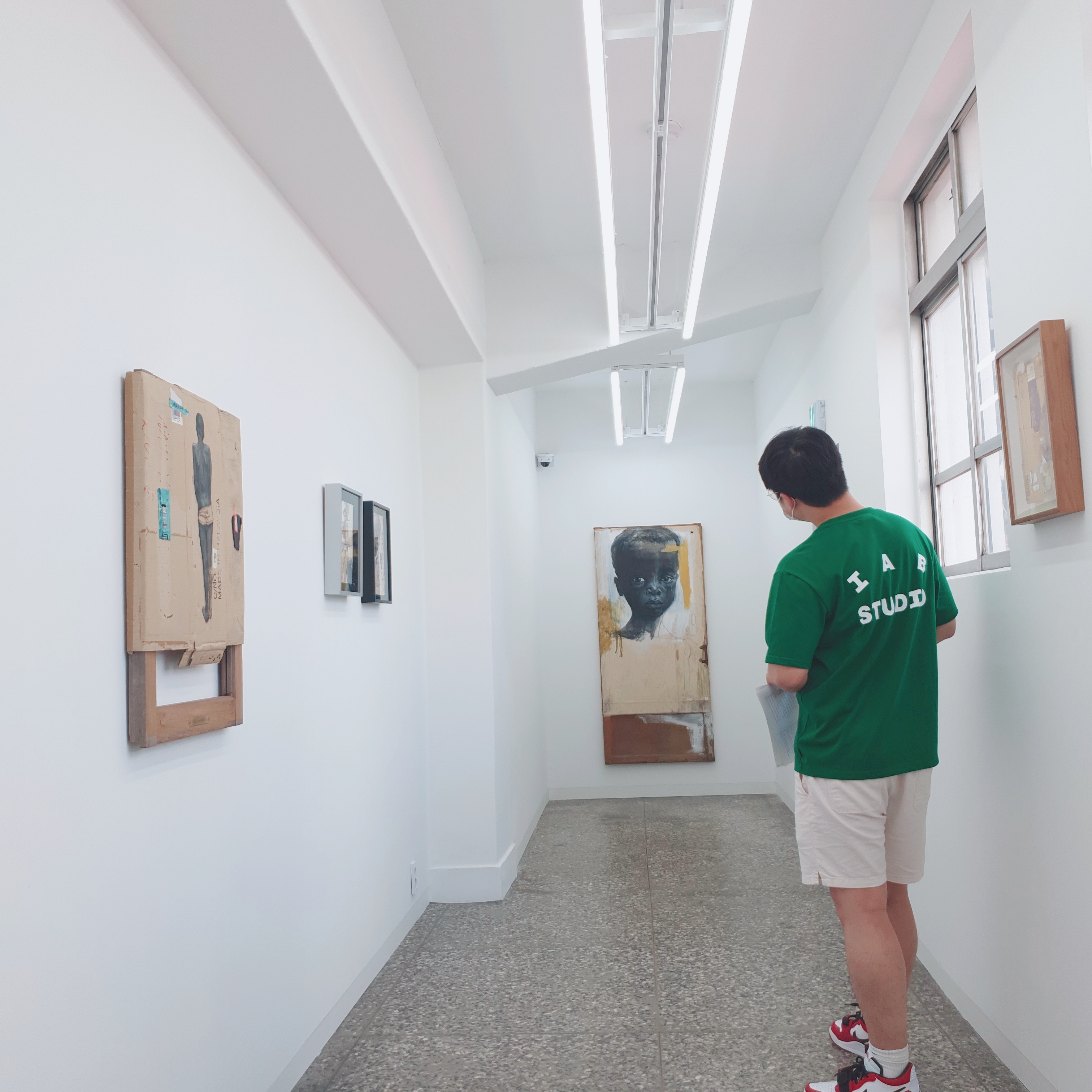 IAB Studio T-Shirt Green - 22FW, Jordan Legacy 312 Low Chicago 2022 착용 스타일 - 3