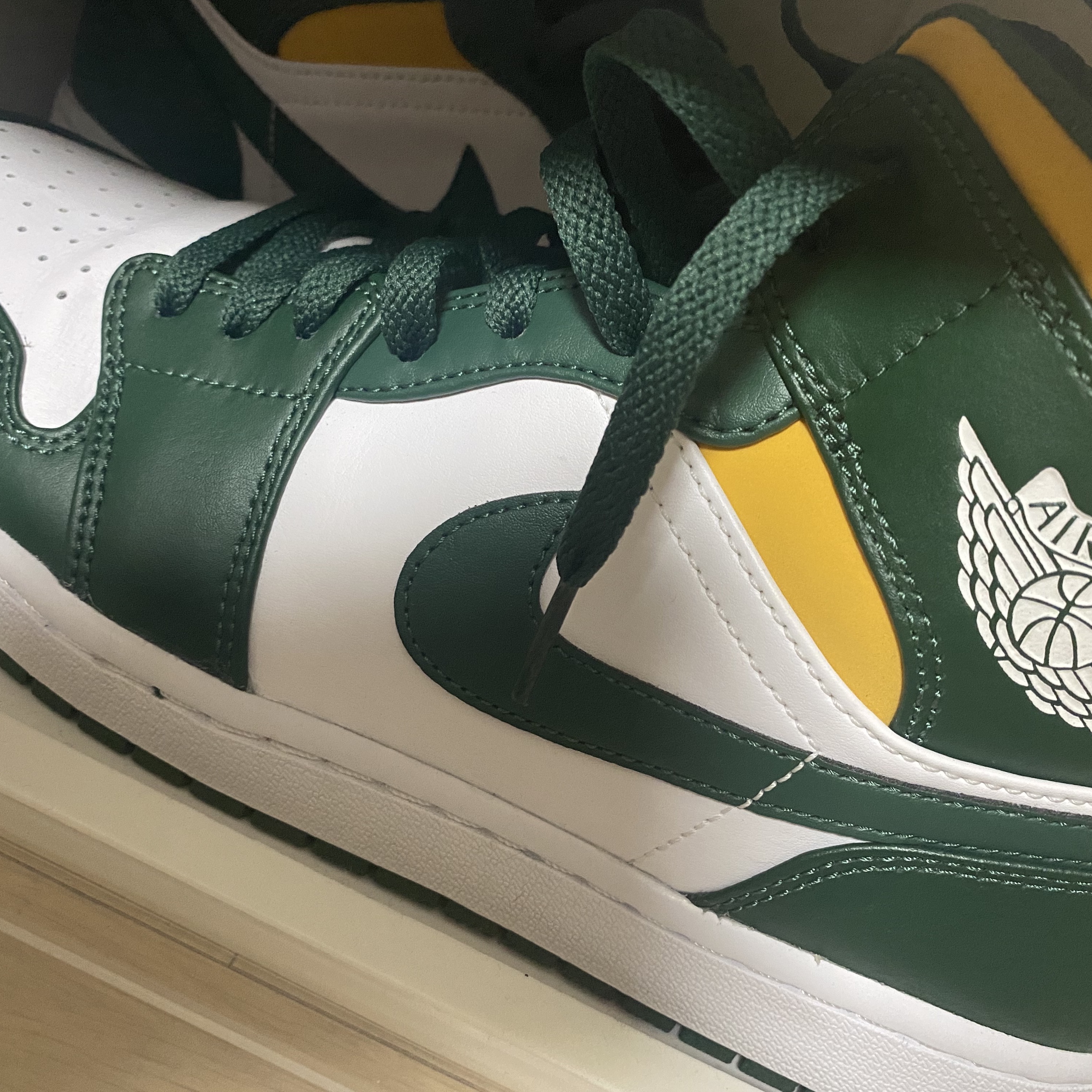Jordan 1 Mid Sonics 2021 착용 스타일