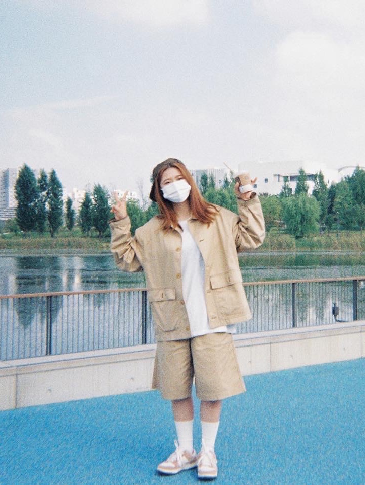 Supreme Yashica MF-1 Camera Black - 21SS, Uniqlo x Marni Oversized Utility Jacket Beige 착용 스타일 - 4