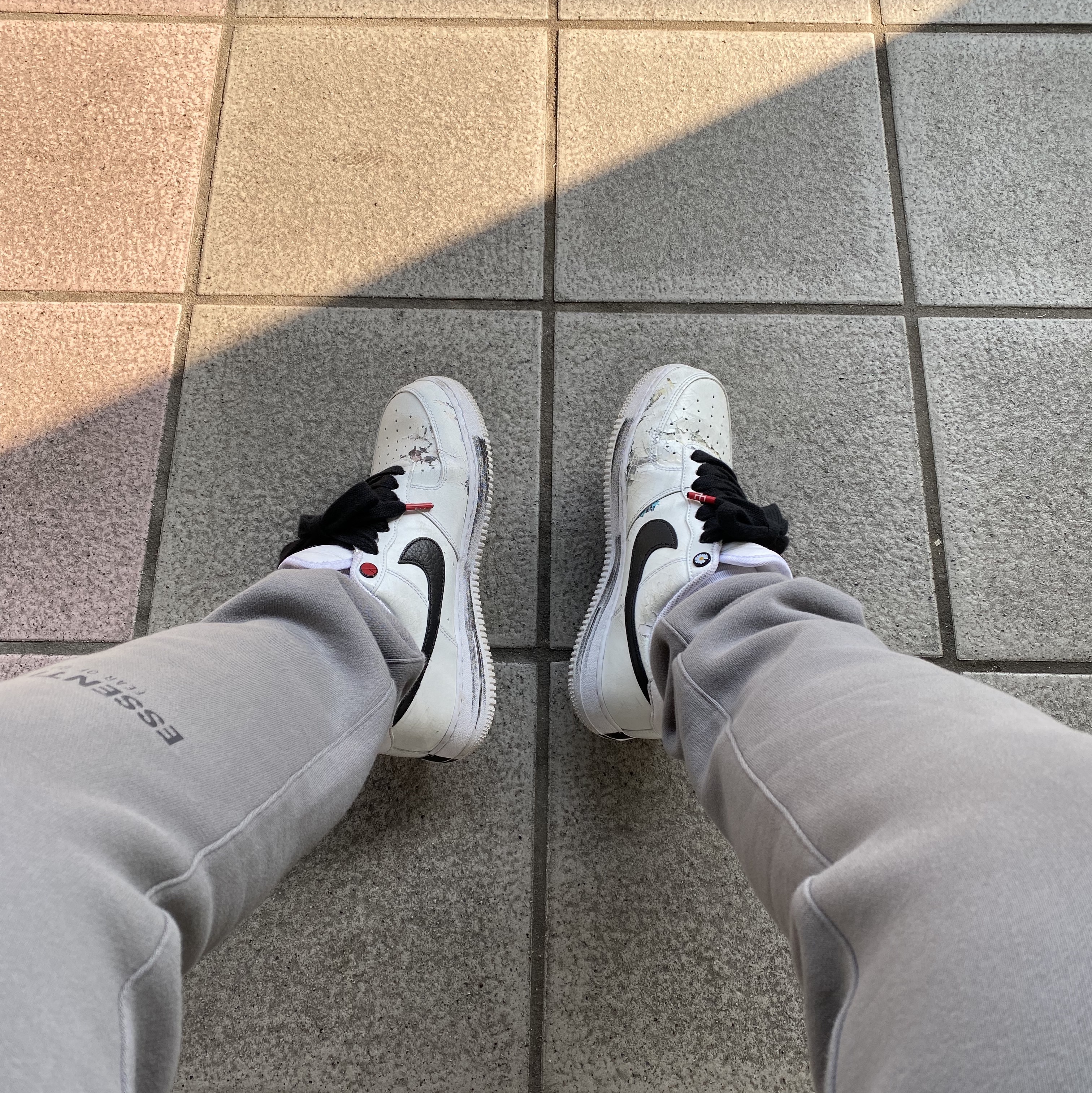 Nike x Peaceminusone Air Force 1 Low Para-Noise 2.0, Essentials Sweatpants Pebble - Nordstrom Exclusive 착용 스타일