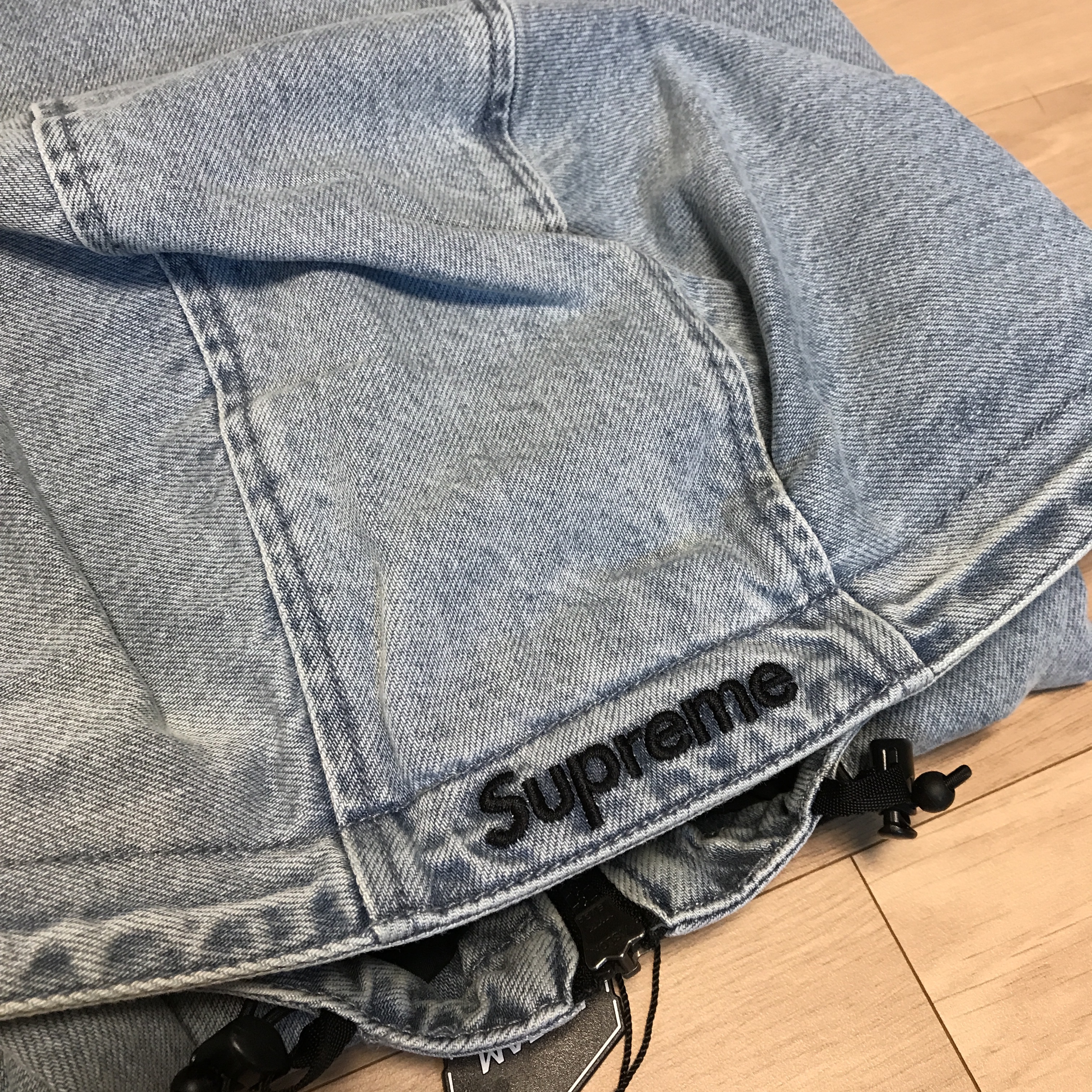 Supreme x Nike ACG Denim Pullover Washed Blue - 22FW 착용 스타일 - 2