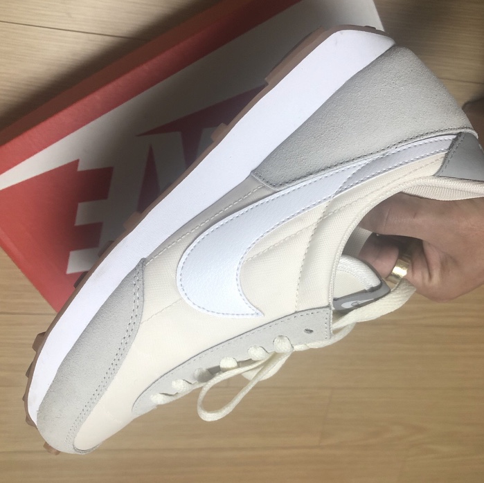 (W) Nike Daybreak Summit White 착용 스타일