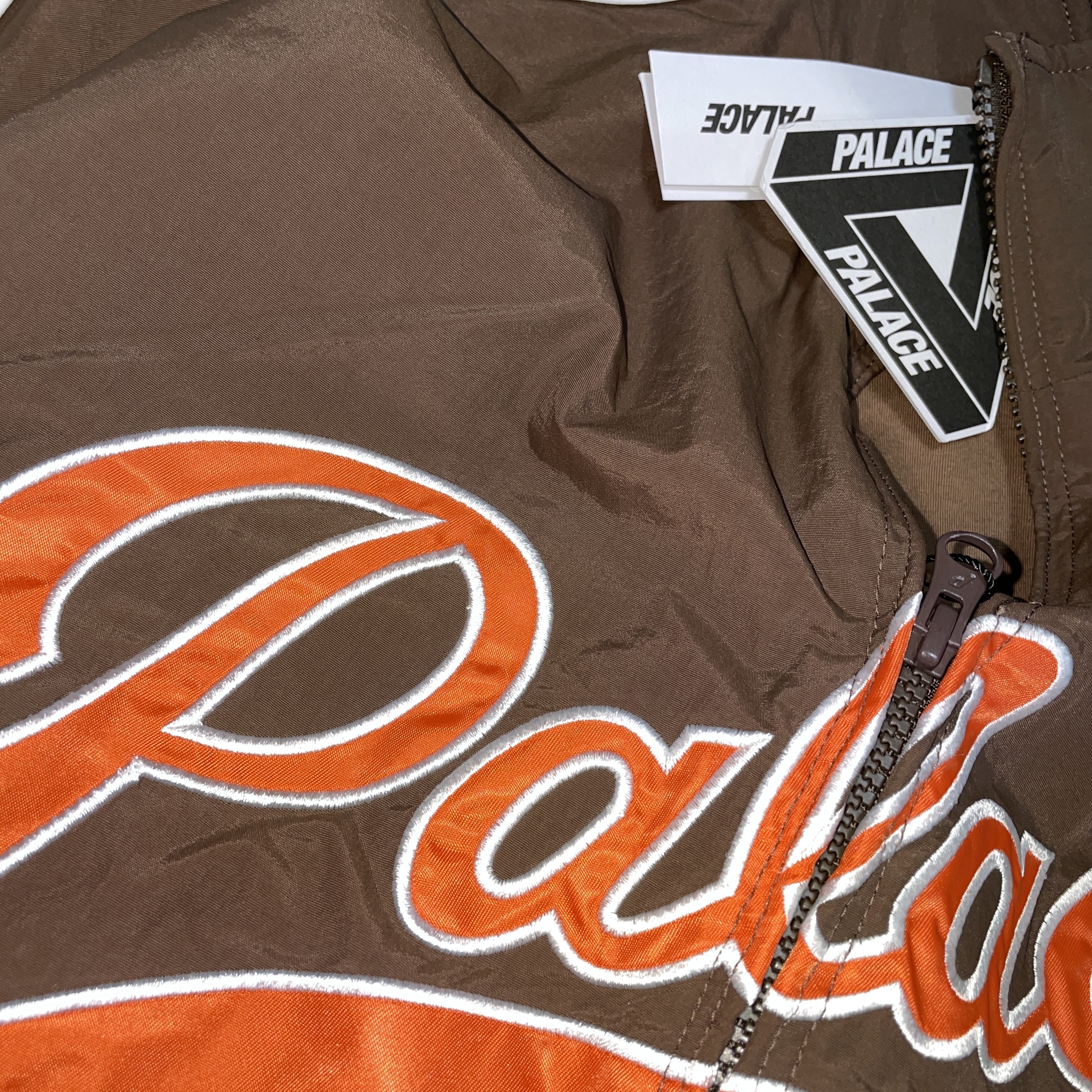 Palace Sport Mit Script Jacket Brown - 22FW, Adidas Yeezy Boost 700 V2 Static 2022 착용 스타일 - 3