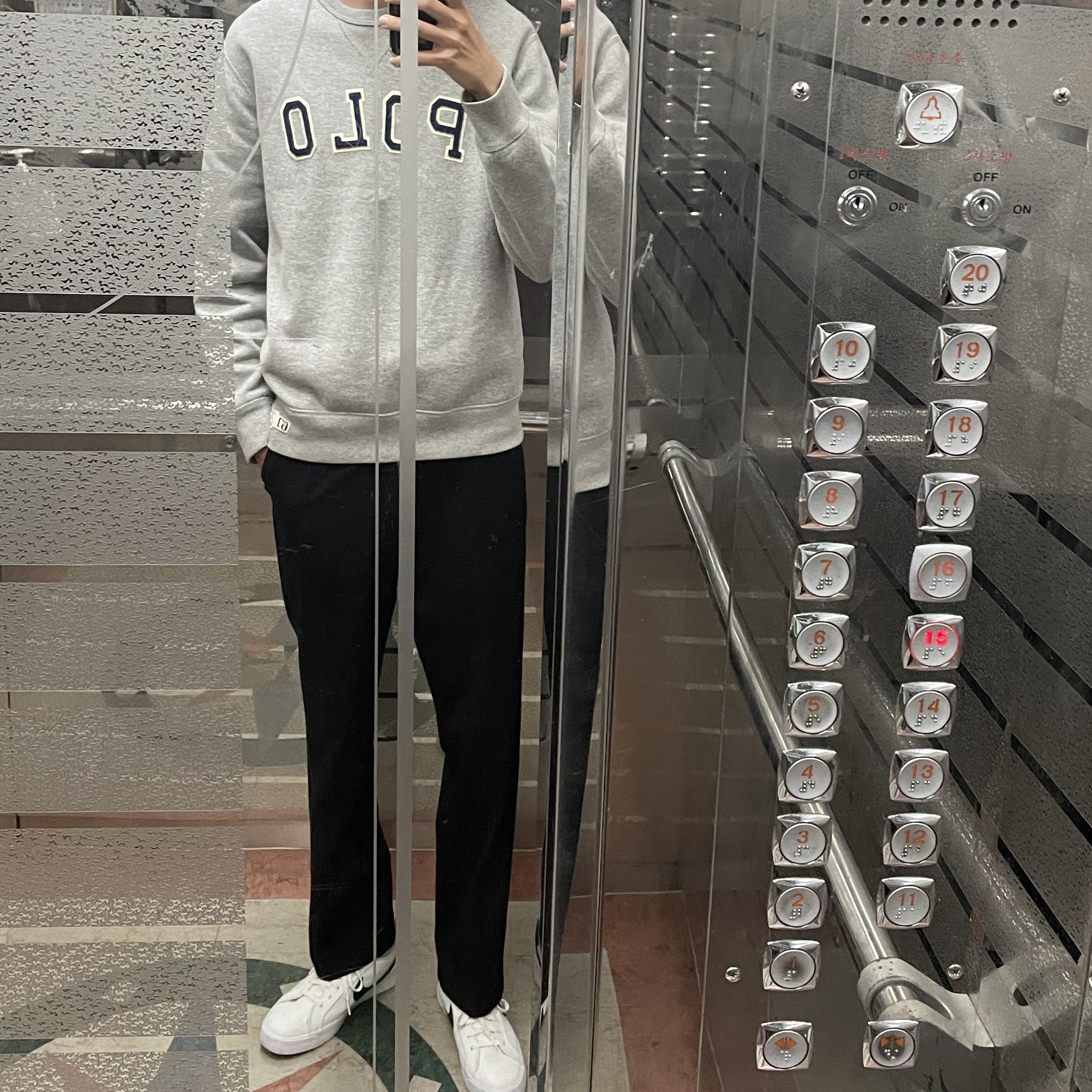Nike Court Royal White Black 착용 스타일