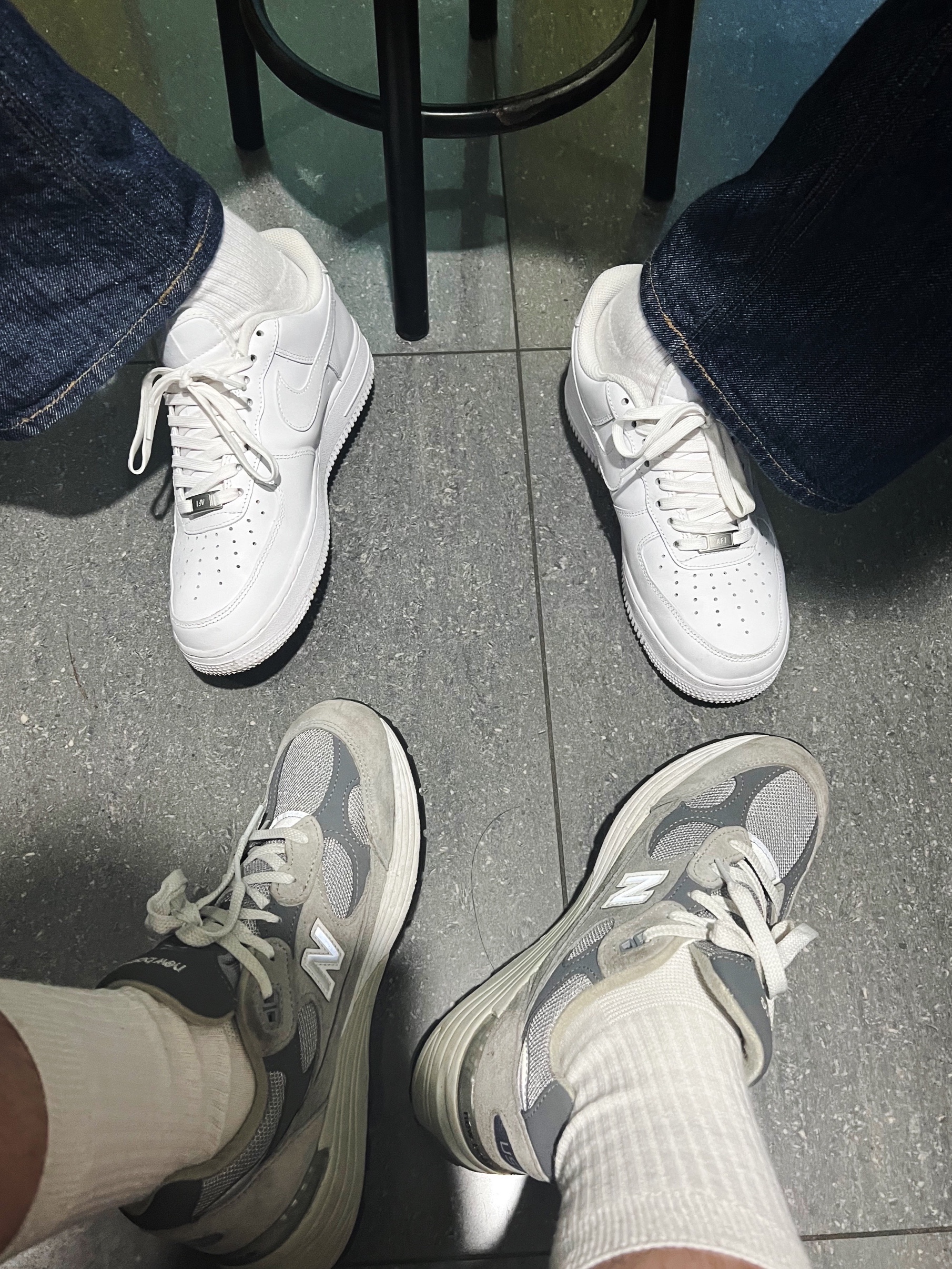 New Balance 992 Made in USA Grey - D Standard, Nike Air Force 1 '07 Low White 착용 스타일