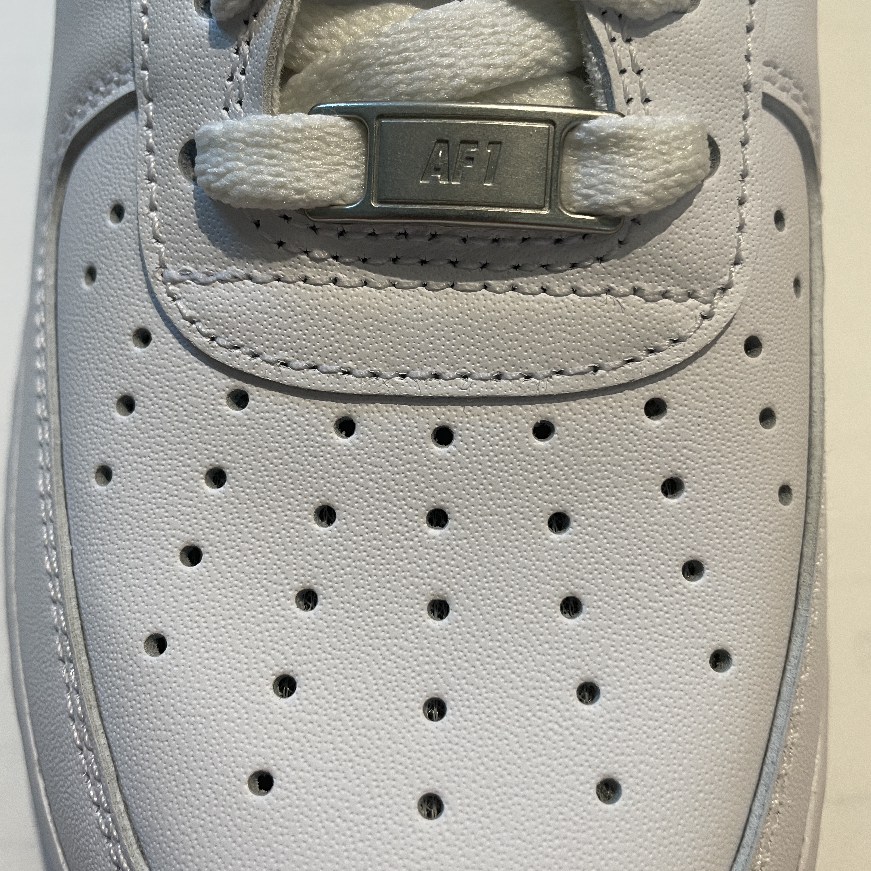 Nike Air Force 1 '07 Low White 착용 스타일