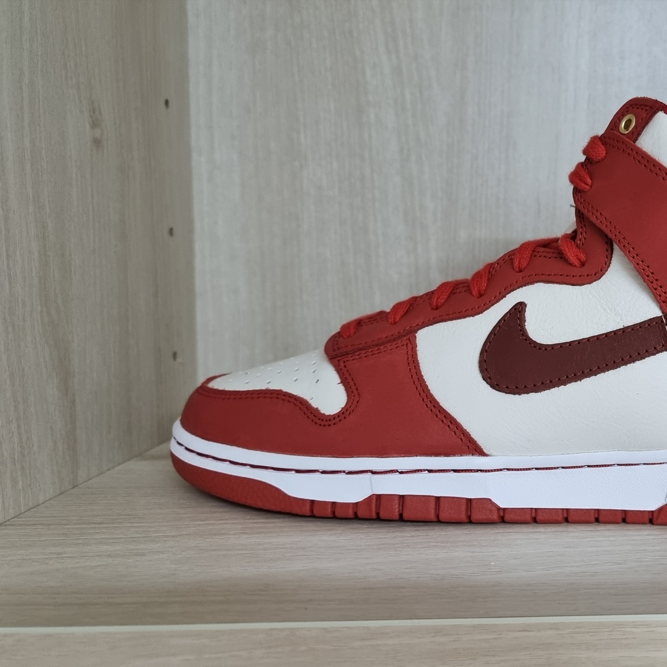 (W) Nike Dunk High LXX Cinnabar 착용 스타일 - 3