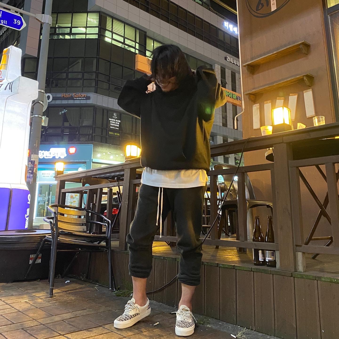 Vans Vault x Fear of God OG Era 95 DX White Black 착용 스타일