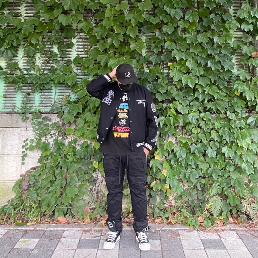 Converse x Drkshdw Drkstr Chuck 70 High Black, Stussy x CDG Varsity Jacket 착용 스타일 - 4