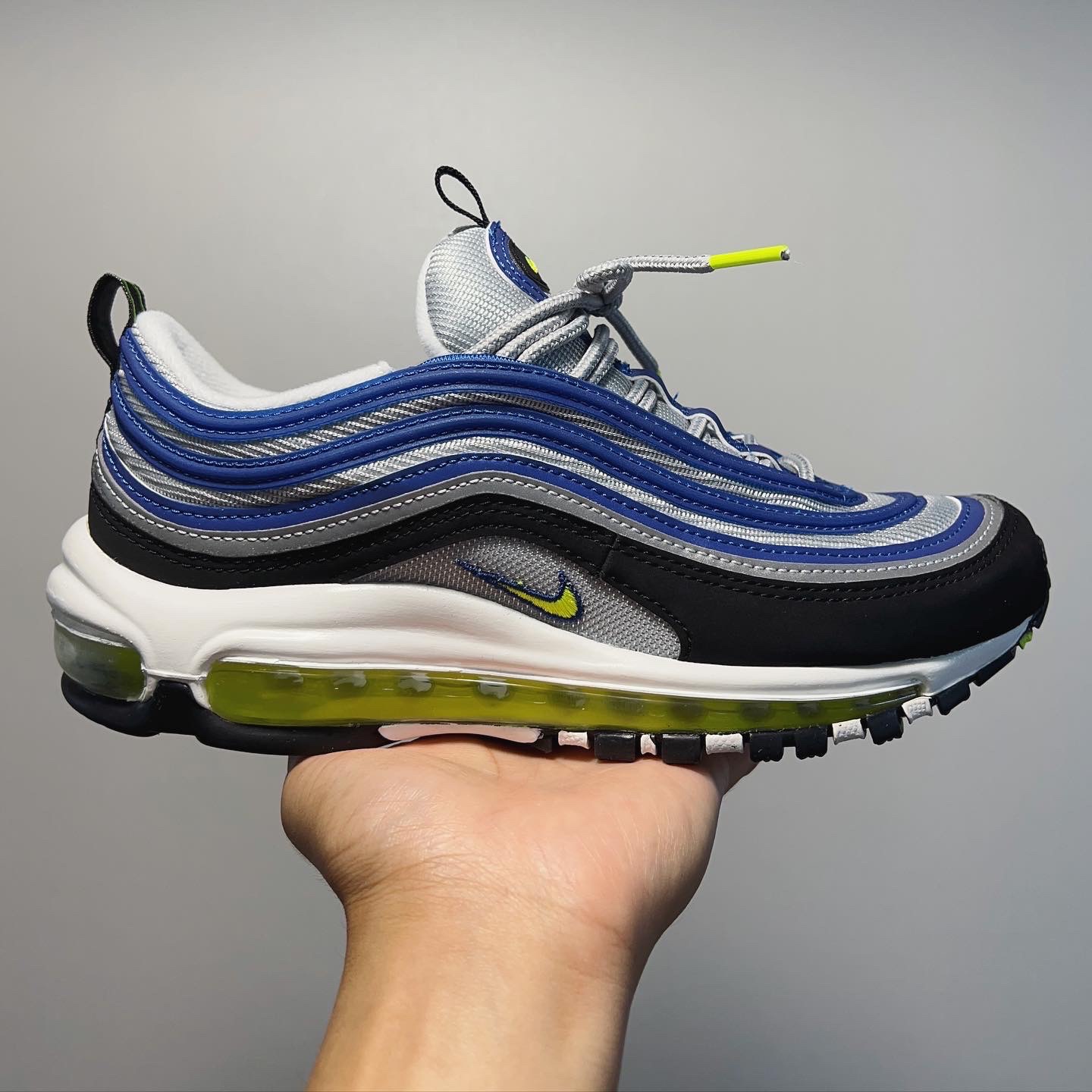 (W) Nike Air Max 97 OG Atlantic Blue and Voltage Yellow, Nike Air Max 97 OG Atlantic Blue and Voltage Yellow 착용 스타일 - 2