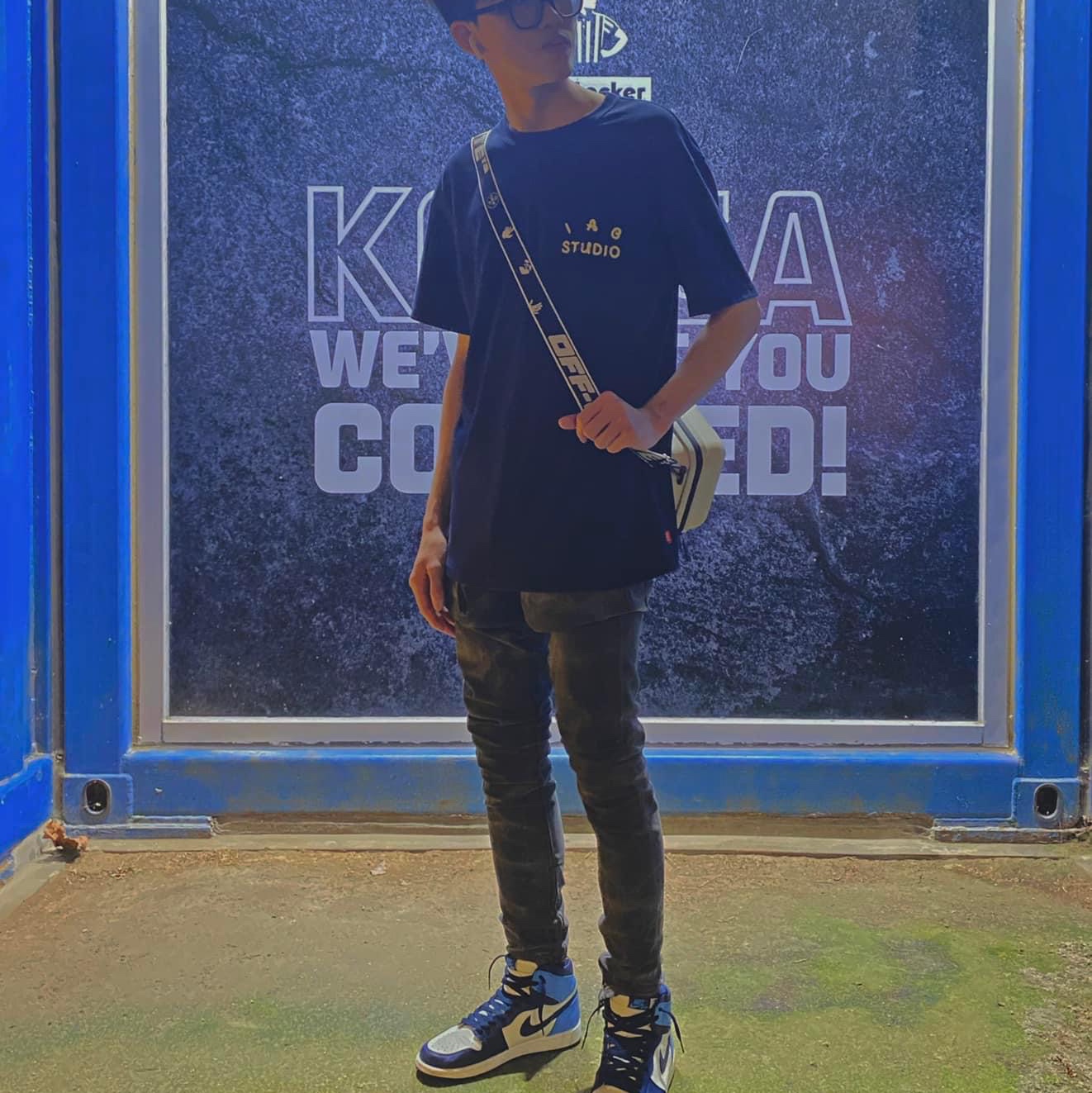 Jordan 1 Retro High Obsidian UNC, IAB Studio x Ottogi Mayonnaise 50th Anniversary T-Shirt Navy 착용 스타일